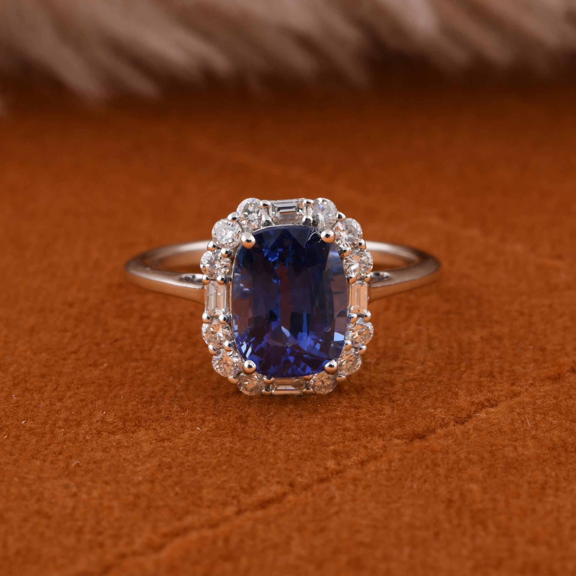 Oval Cut 3.52 TCW Blue Sapphire Gemstone Ring SI/H Diamond 18 Karat White Gold Jewelry For Sale