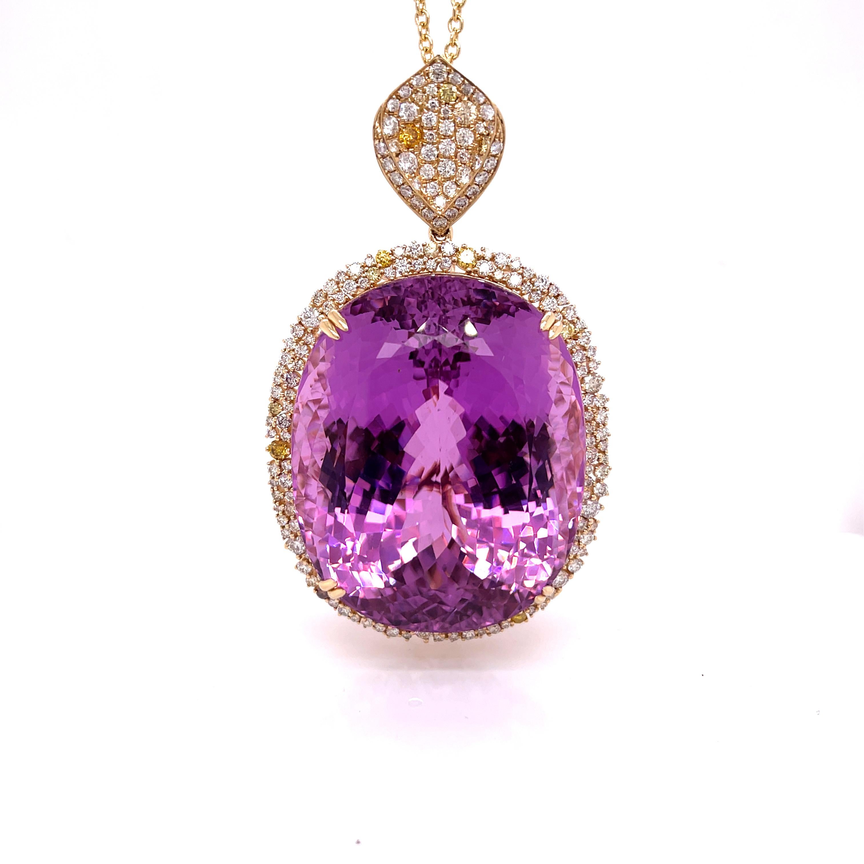 352.52 Carat Oval Kunzite & Diamond Pendant in 14K Yellow Gold w/ Chain In New Condition In New York, NY