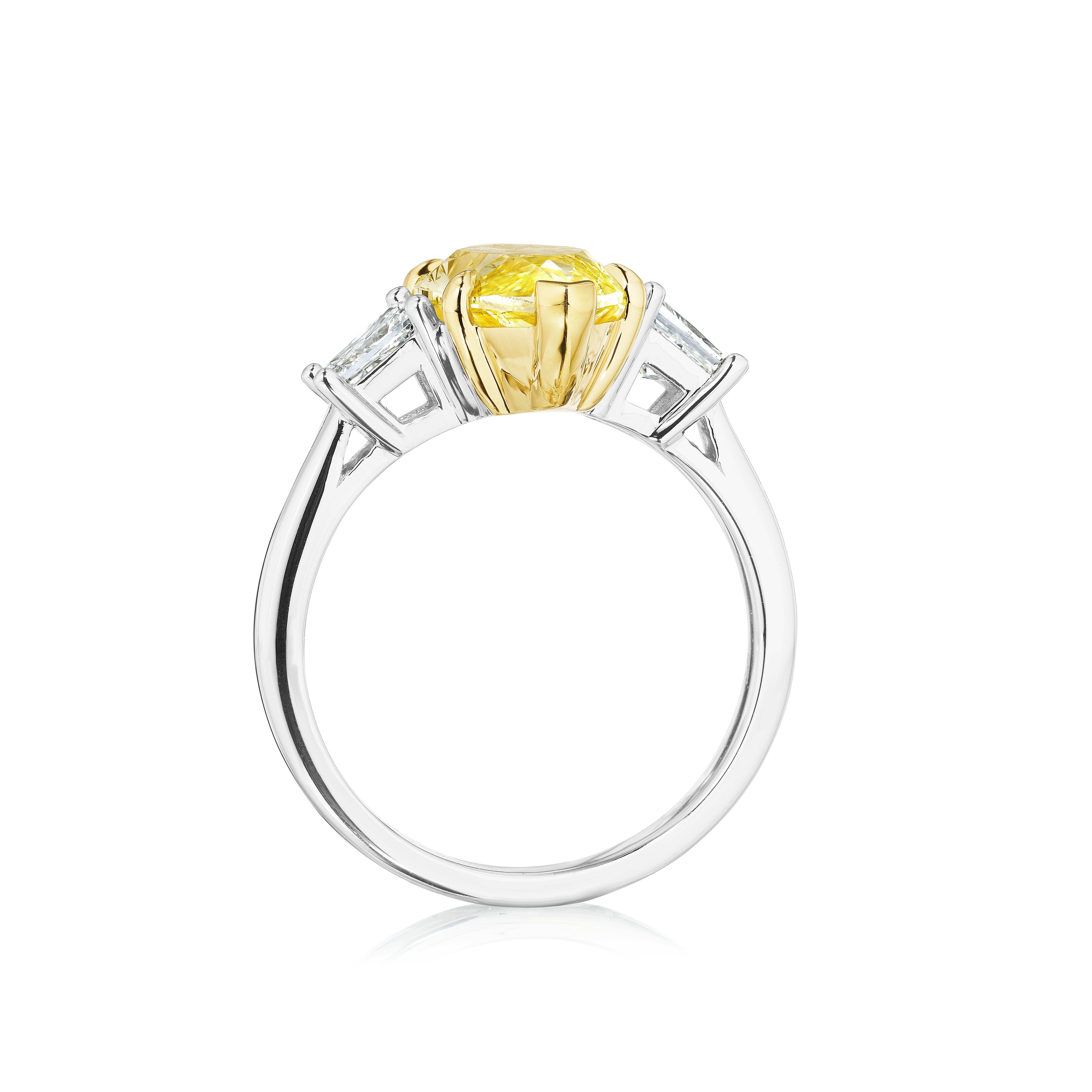 Marquise Cut 3.52ct GIA Certified Fancy Light Yellow Marquise & Tapered Baguette Diamond Ring For Sale