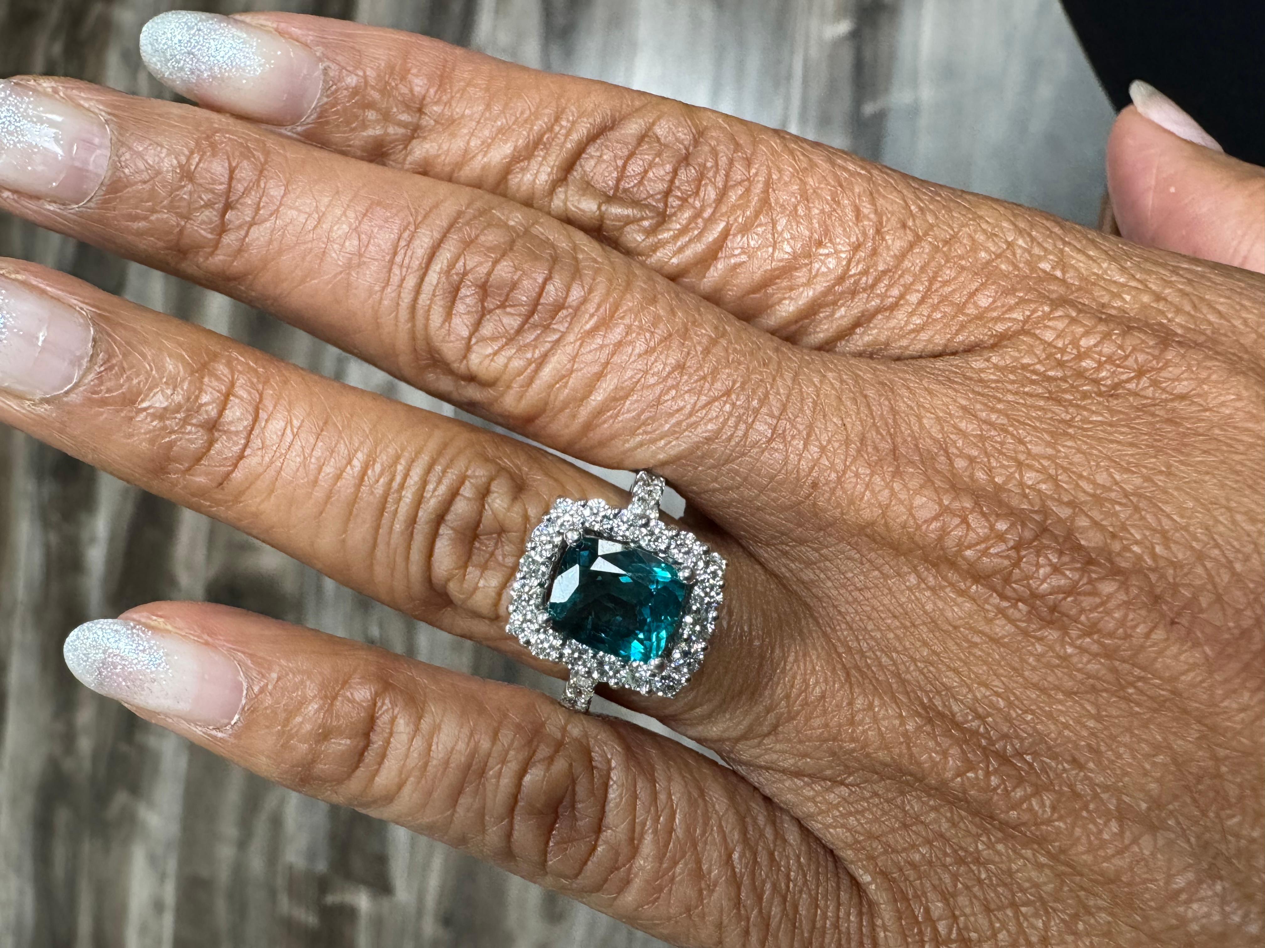 Bague de fiançailles en or blanc avec apatite naturelle et diamant naturel de 3,53 carats en vente 2
