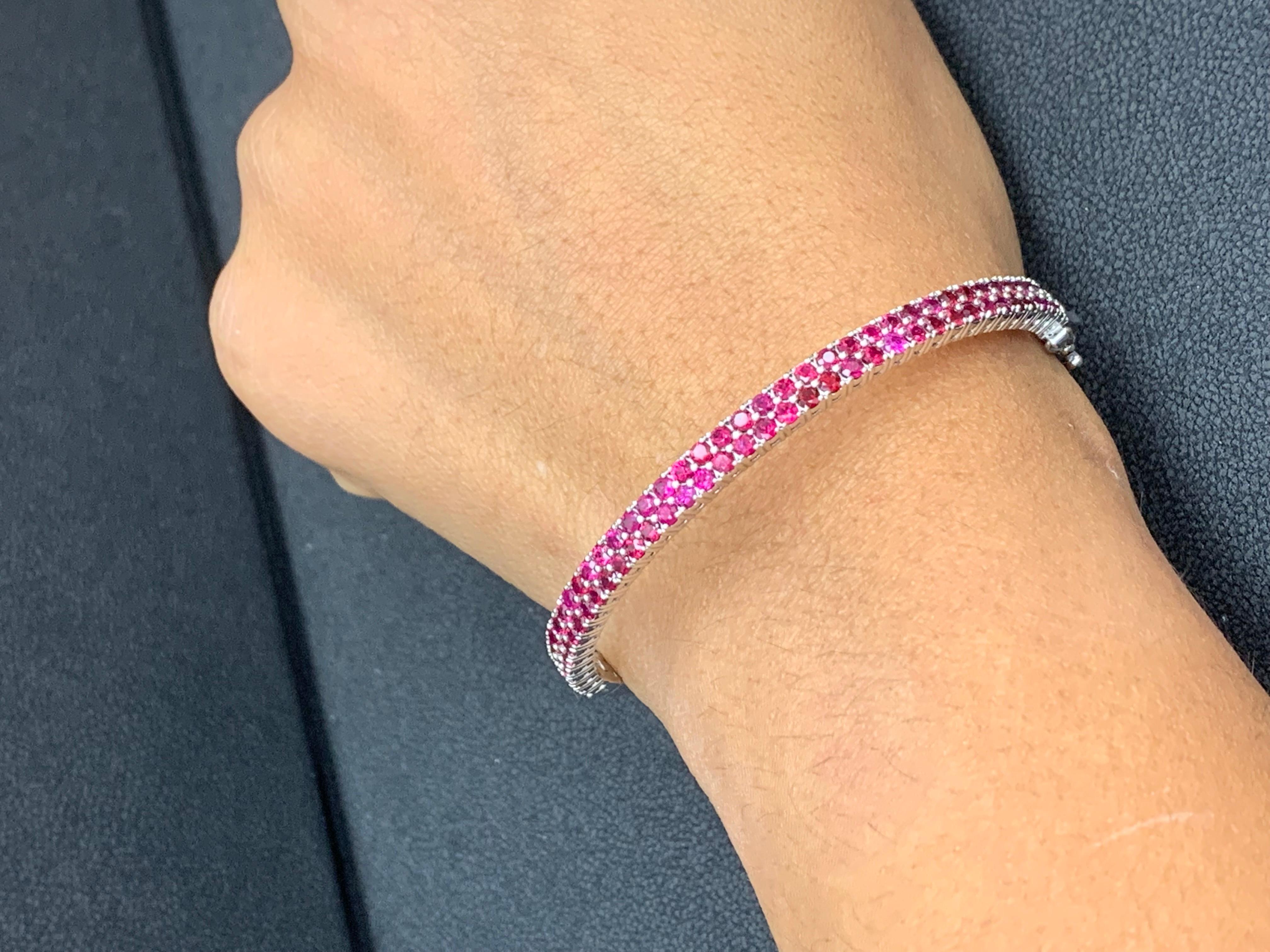 Bangle con rubino a 2 file e taglio rotondo da 3,53 carati in oro bianco 14K in vendita 1