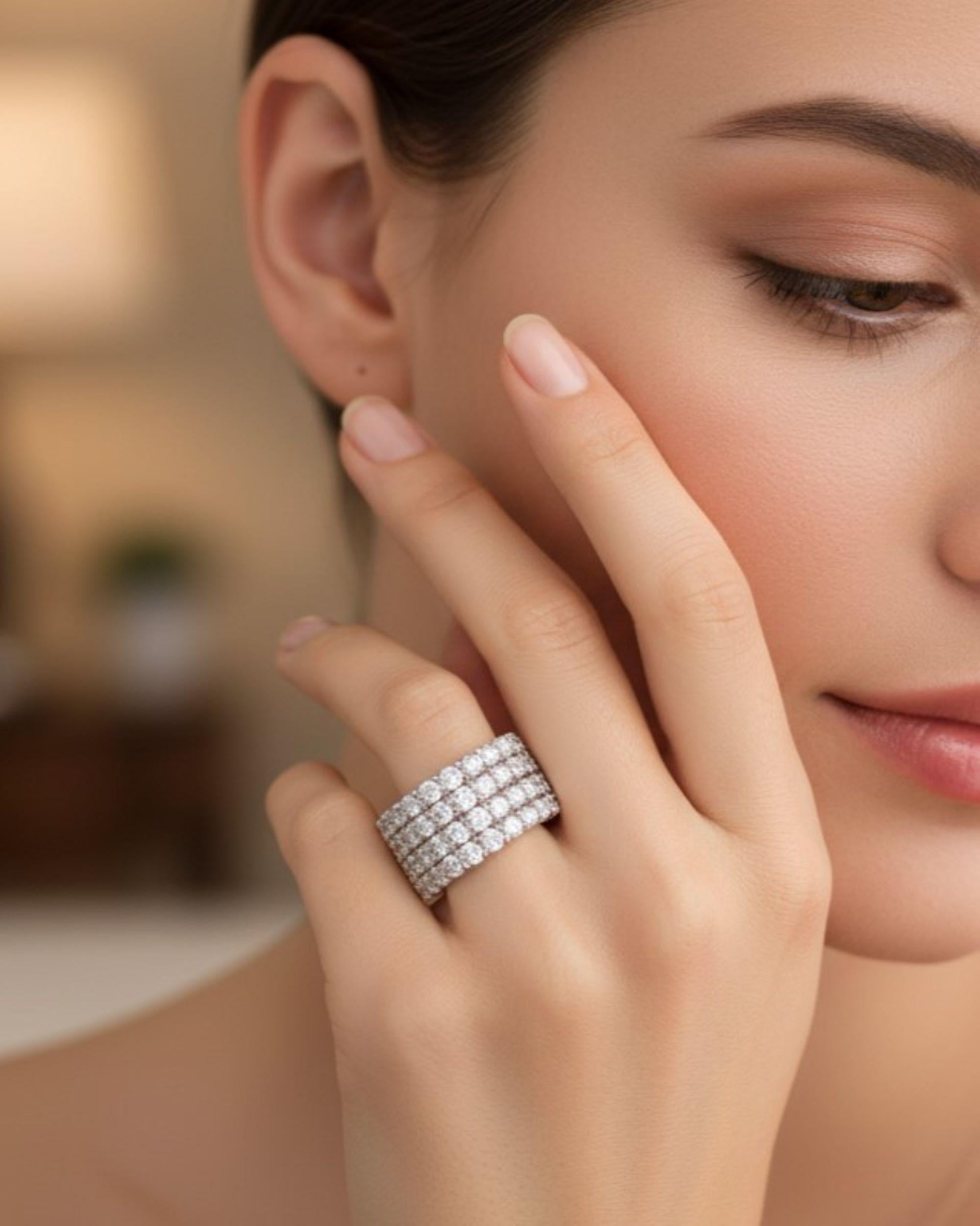 En vente :  Bague faite main en or blanc 14 carats avec diamants multicouches SI/HI de 3,53 carats 2