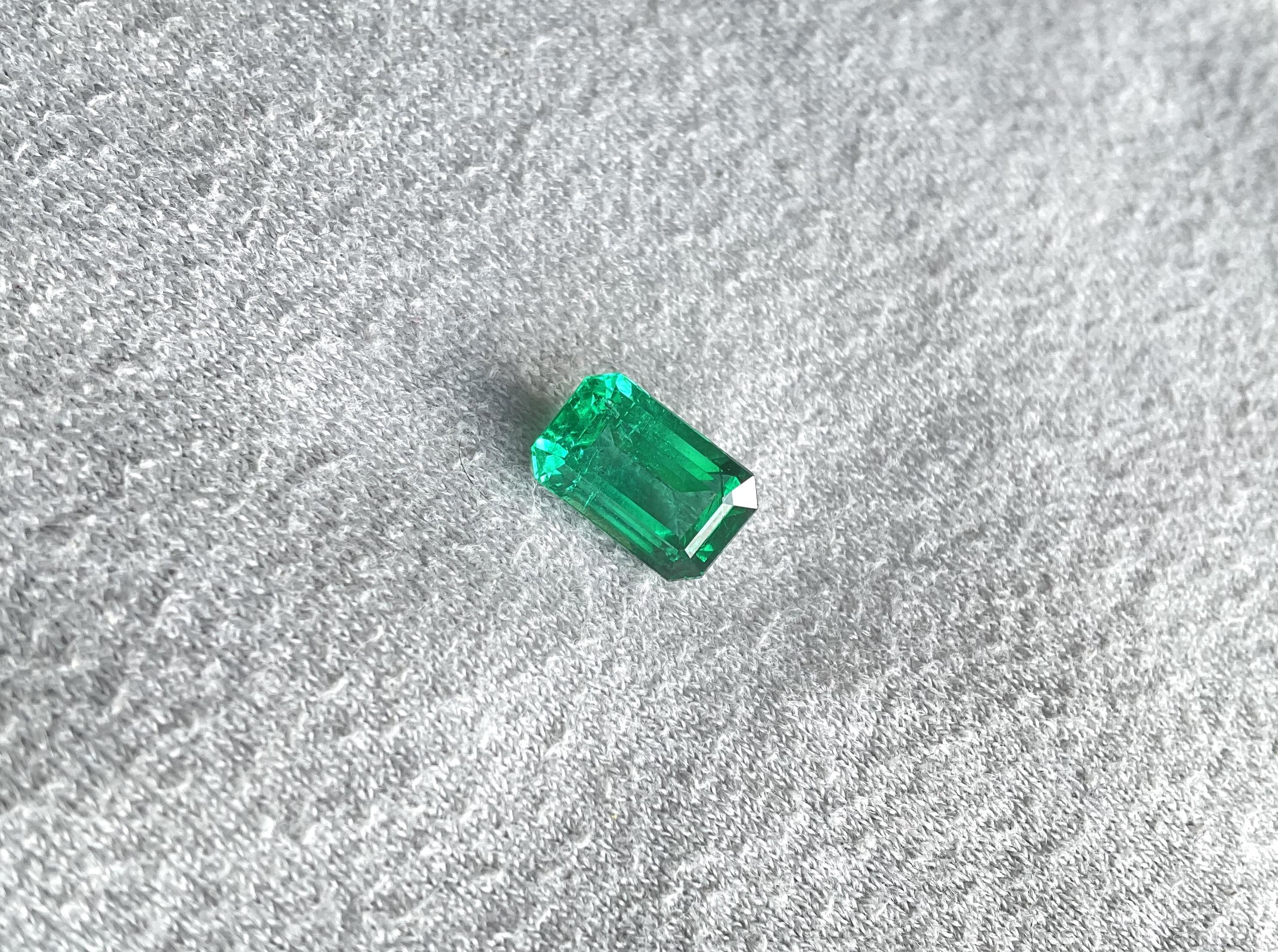 Art Deco 3.53 carats Zambian Emerald Octagon Cut stone for fine Jewelry Natural Gemstone For Sale