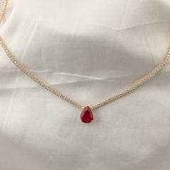 3,53 Ct. Rubí 2,81 qt. Collar de tenis de diamantes en oro de 18 quilates Joyas de rubíes talla pera