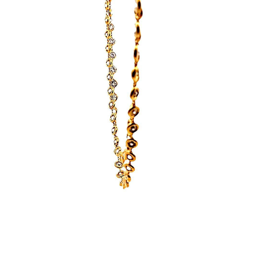 Titre :
Collier avec chaîne en or jaune 18 carats et diamant rond brillant de 35,36 carats


Le style :
Chaîne


Métal :
Or jaune 18 carats


Pierre précieuse 1 :
Diamant de 35,36 carats


Nombre de pierres :
114


Forme :
Brillant rond


Dimension