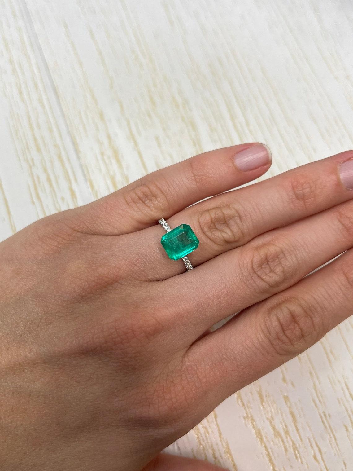 3.53ct Medium Bluish Green Colombian Emerald 10x8mm Emerald Cut Genuine May For Sale 2