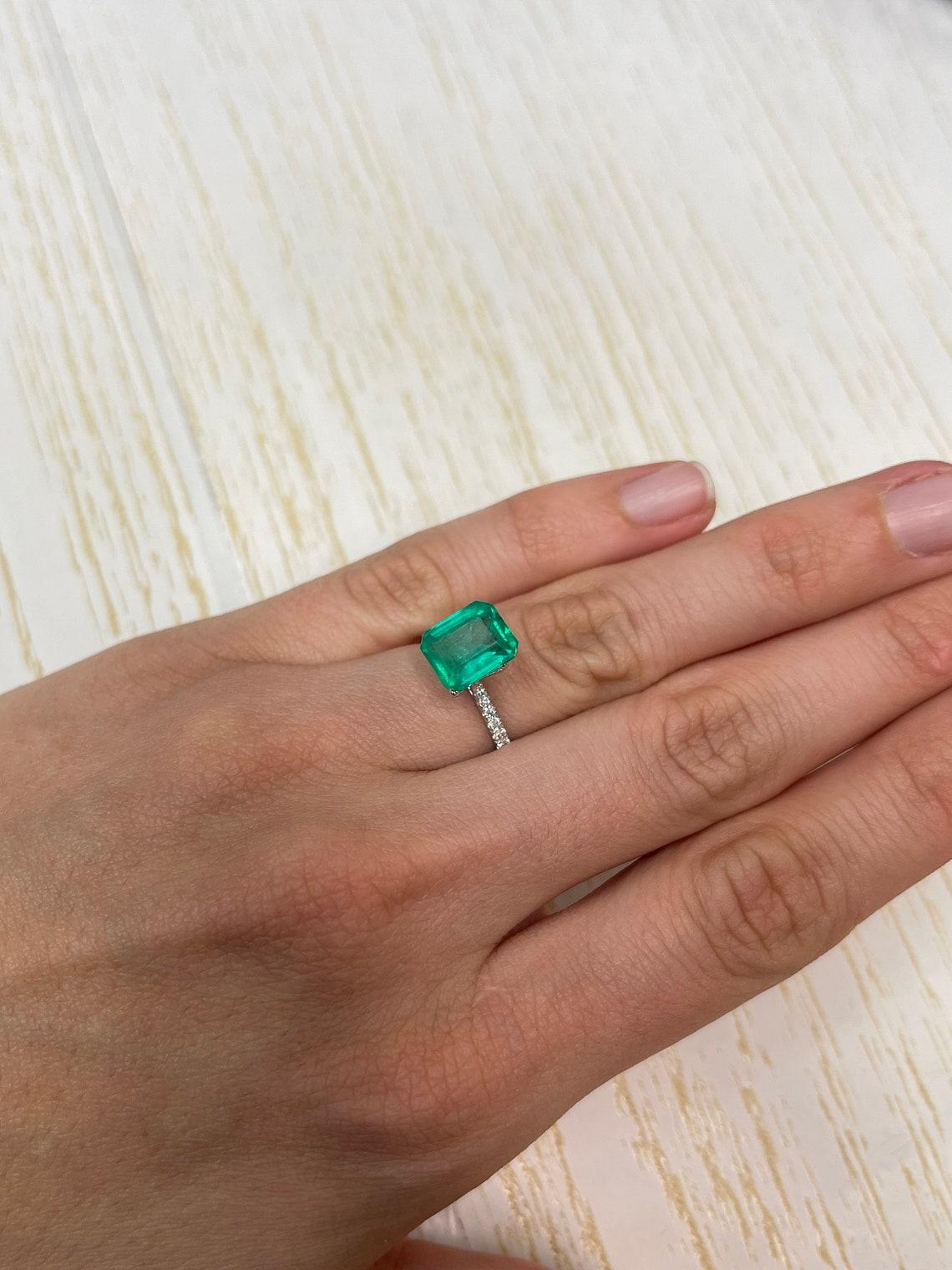 3.53ct Medium Bluish Green Colombian Emerald 10x8mm Emerald Cut Genuine May For Sale 3