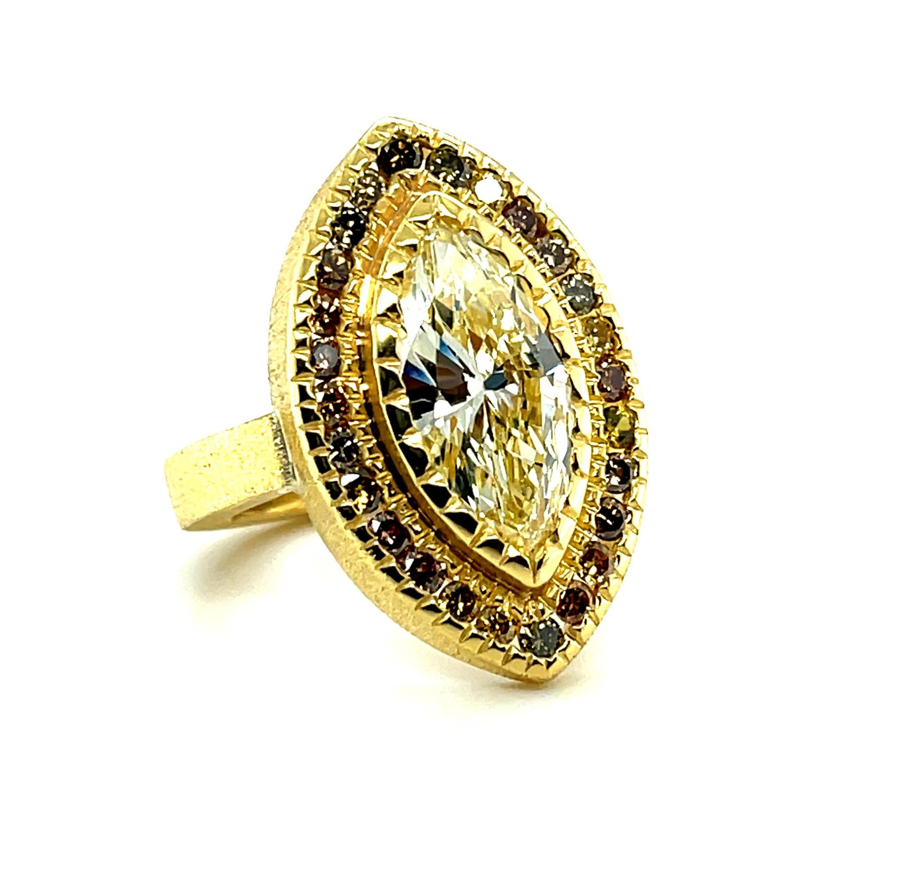 Marquise Cut 3.54 Carat Marquise Diamond Ring in 22K Yellow Gold with Fancy Colored Diamond For Sale