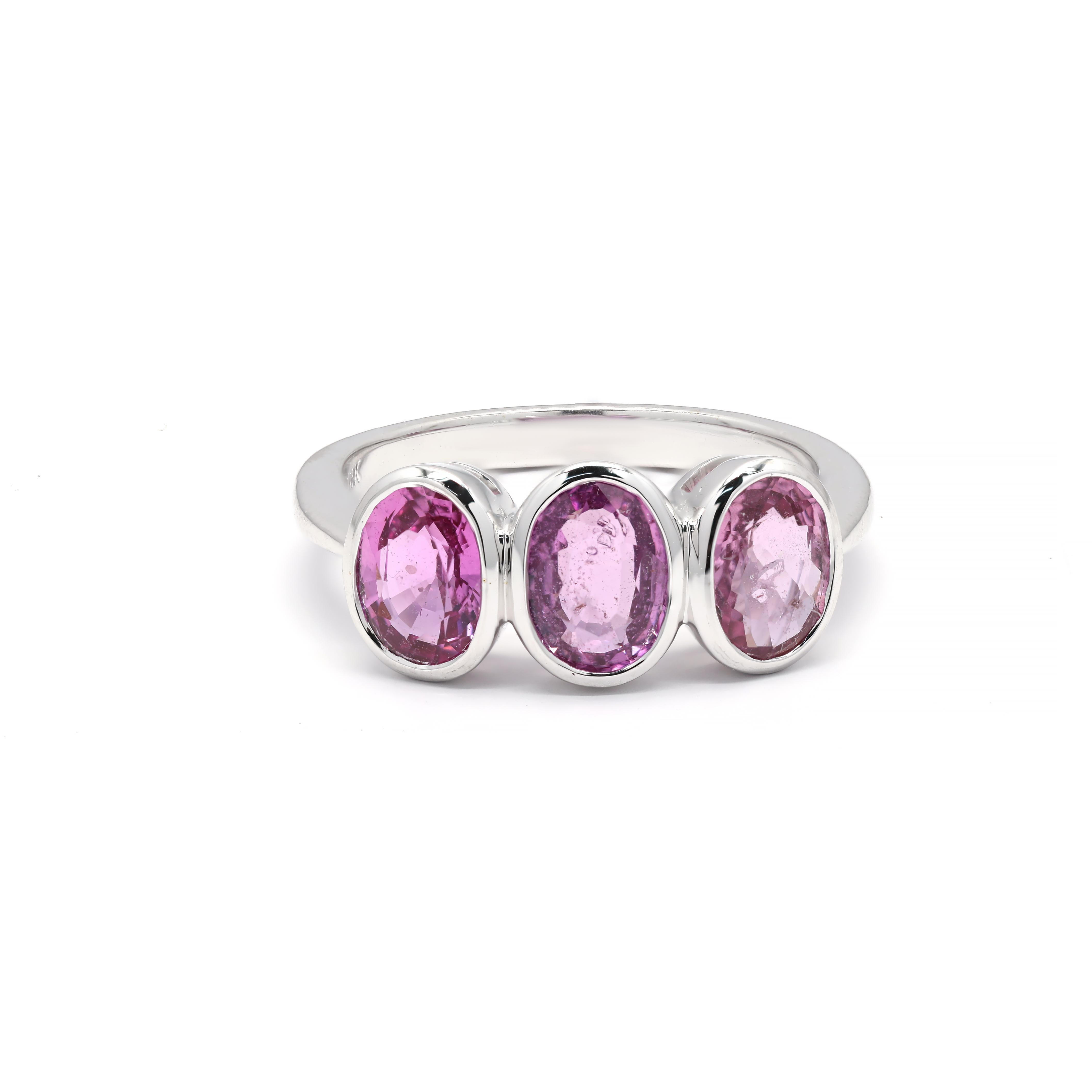 For Sale:  3.54 ct Three Pink Sapphire Gemstone Ring in 18K White Gold, Three Stone Ring 2