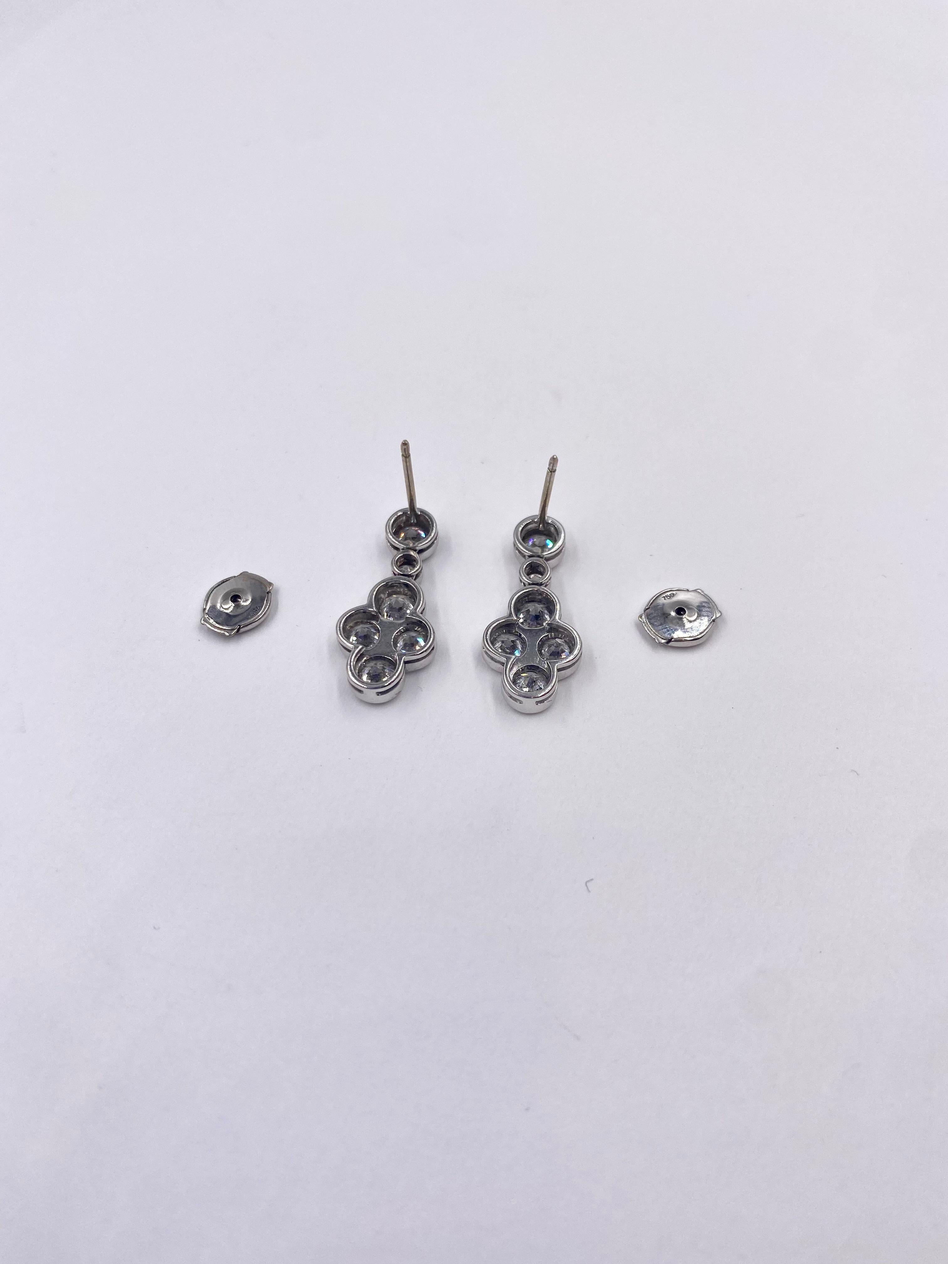 Pendientes Cruz de Diamantes y Oro 18k de 3,54 Quilates Corte redondo en venta
