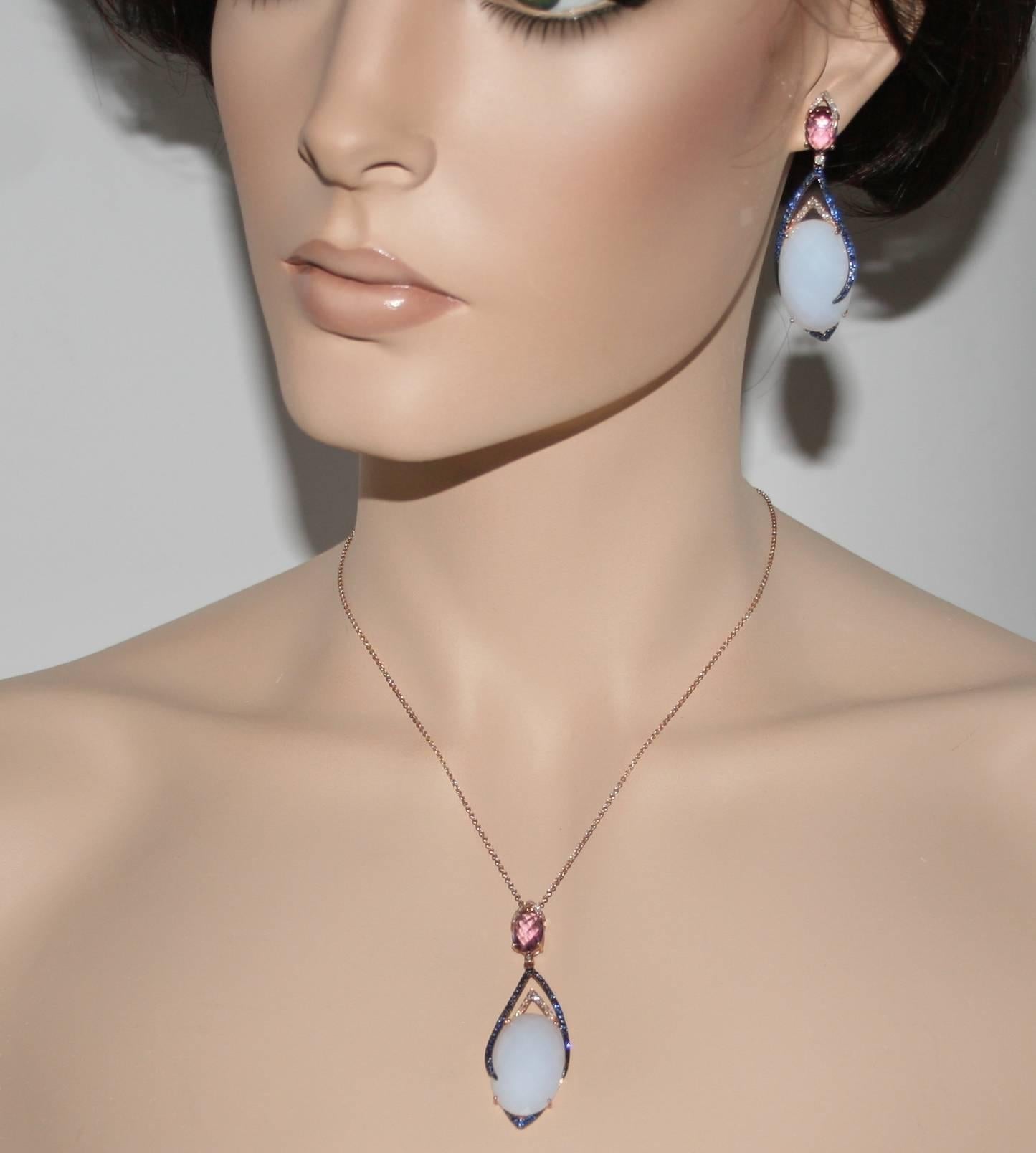 Oval Cut 35.45 Carat Chalcedony Sapphire and Amethyst Earrings and Necklace Set For Sale
