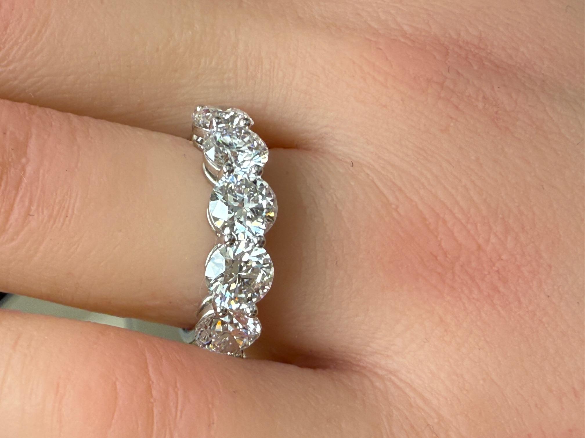 3.54ctw. Bandeau en platine avec diamants ronds et brillants certifiés GIA en vente 5