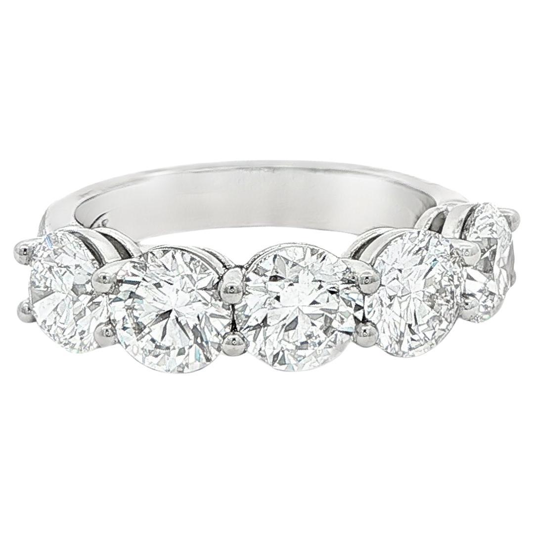 3.54ctw. Bandeau en platine avec diamants ronds et brillants certifiés GIA