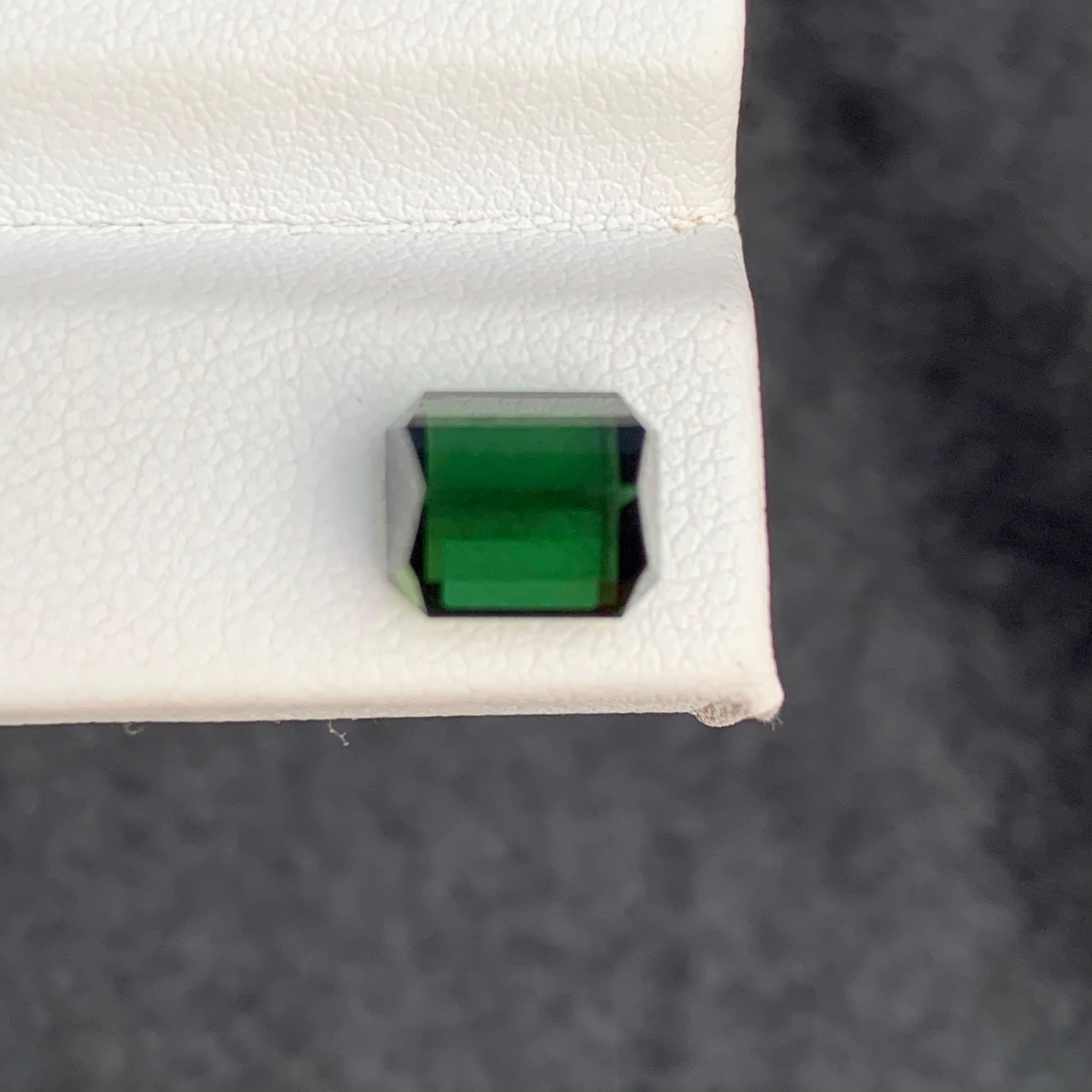 3.55 Carat Natural Loose Green Tourmaline Stone Emerald Cut Afghan Gemstone (pierre précieuse afghane) Neuf - En vente à Bangkok, TH