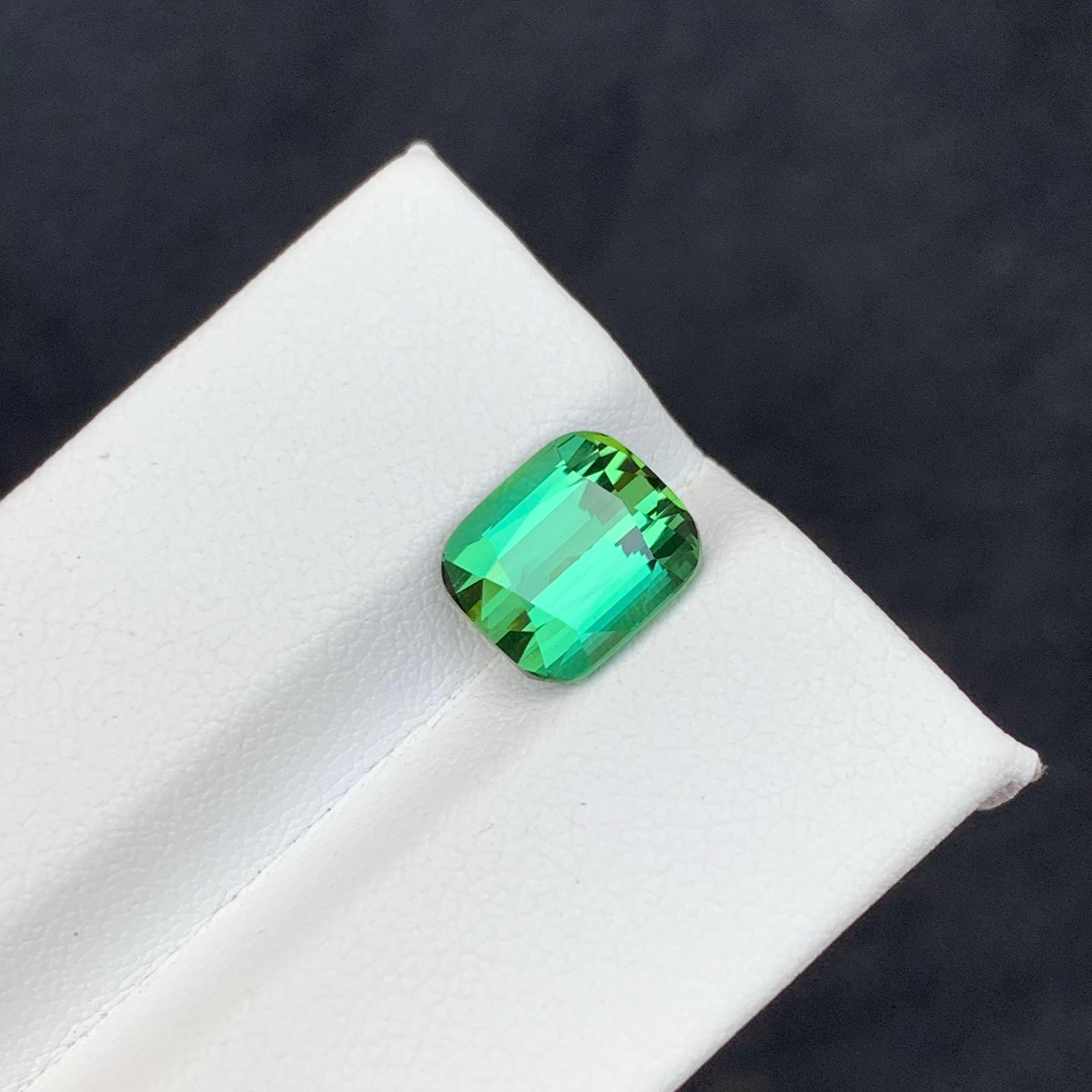 3.55 Carat Natural Loose Greenish Blue Tourmaline Cushion Cut Afghan Gemstone in vendita 3