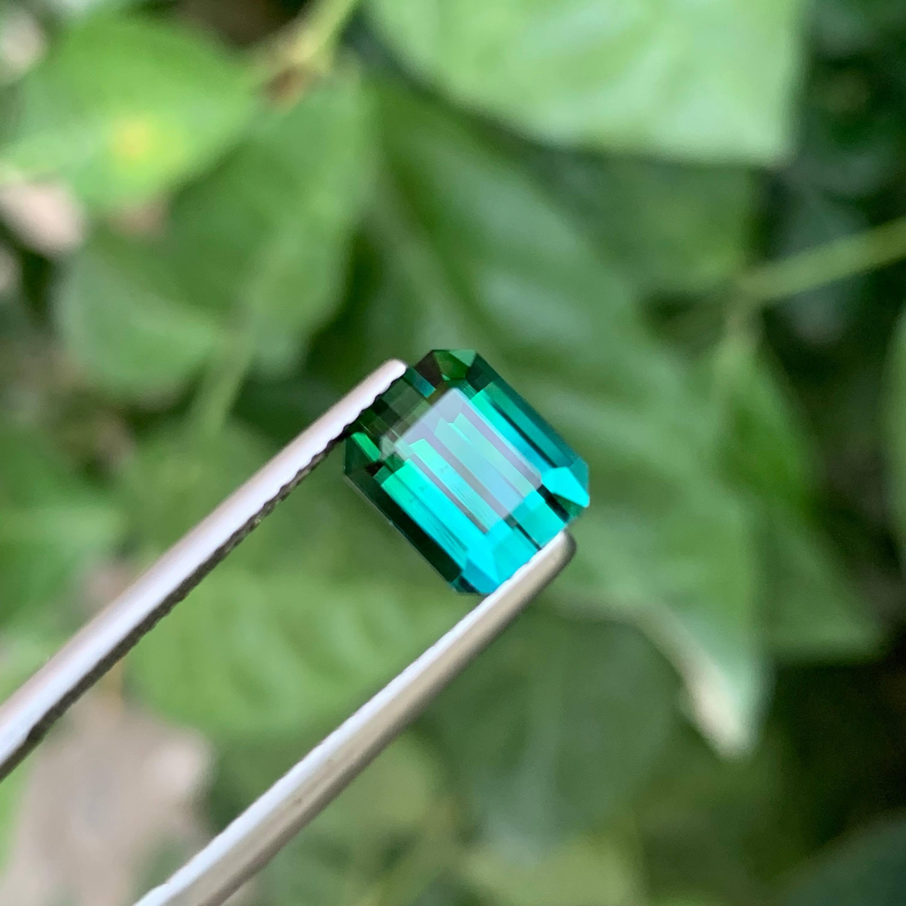 Taille émeraude 3.55 Carat Natural Loose Greenish Blue Tourmaline Emerald Cut Afghan Gemstone (Tourmaline bleue verdâtre en vrac, taille émeraude) en vente