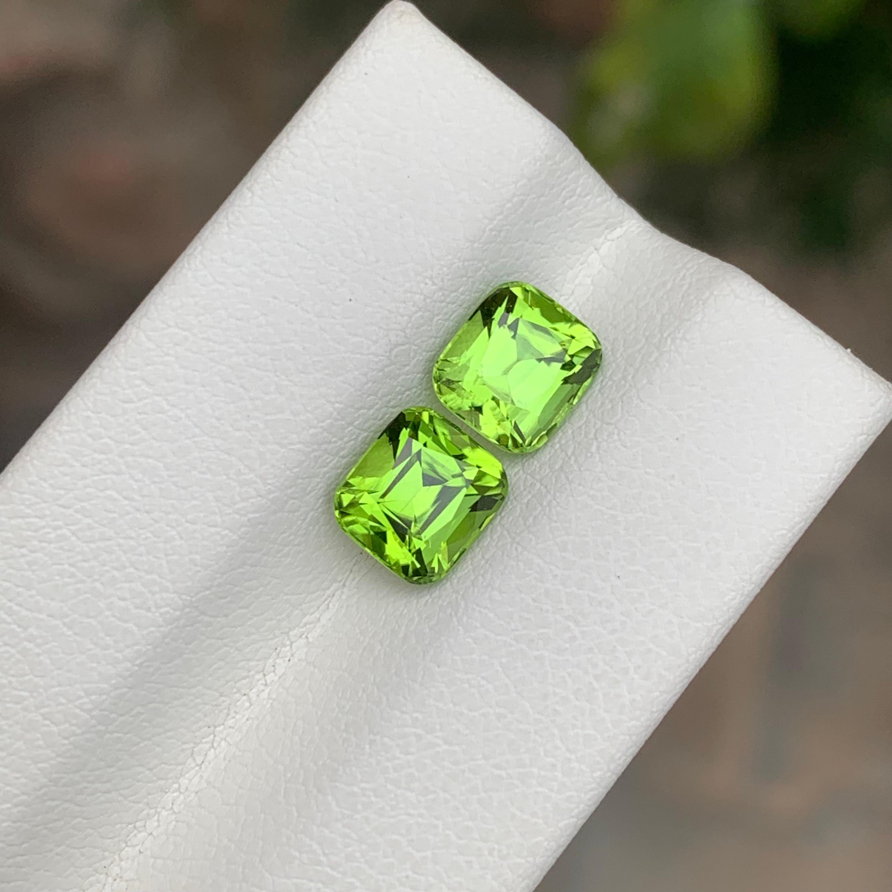 3.55 Carat Natural Loose Peridot Matching Pair en vente 5