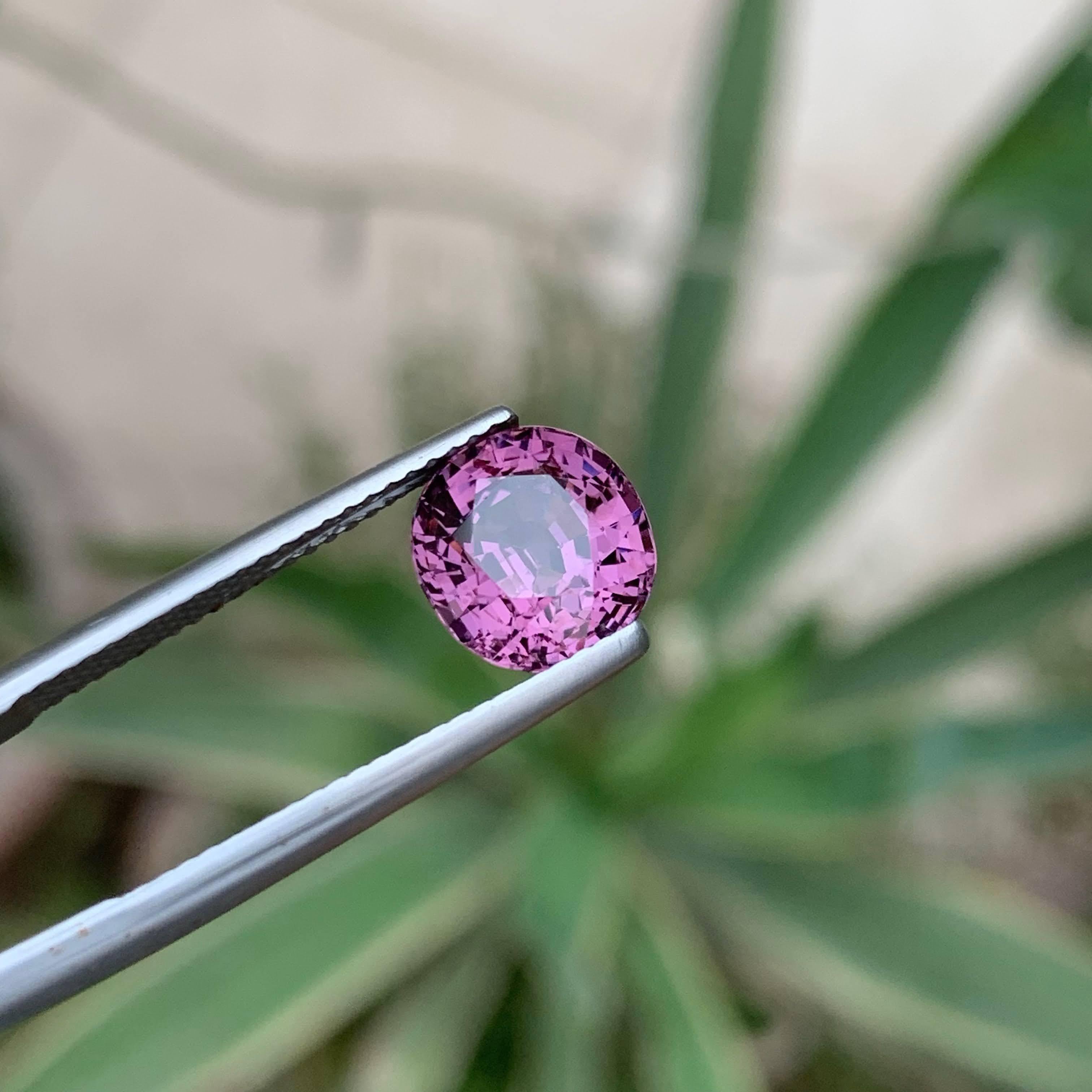 3,55 Karat natürlicher loser lila-rosa burmesischer Spinell Stein im Kissenschliff Edelstein im Angebot 1