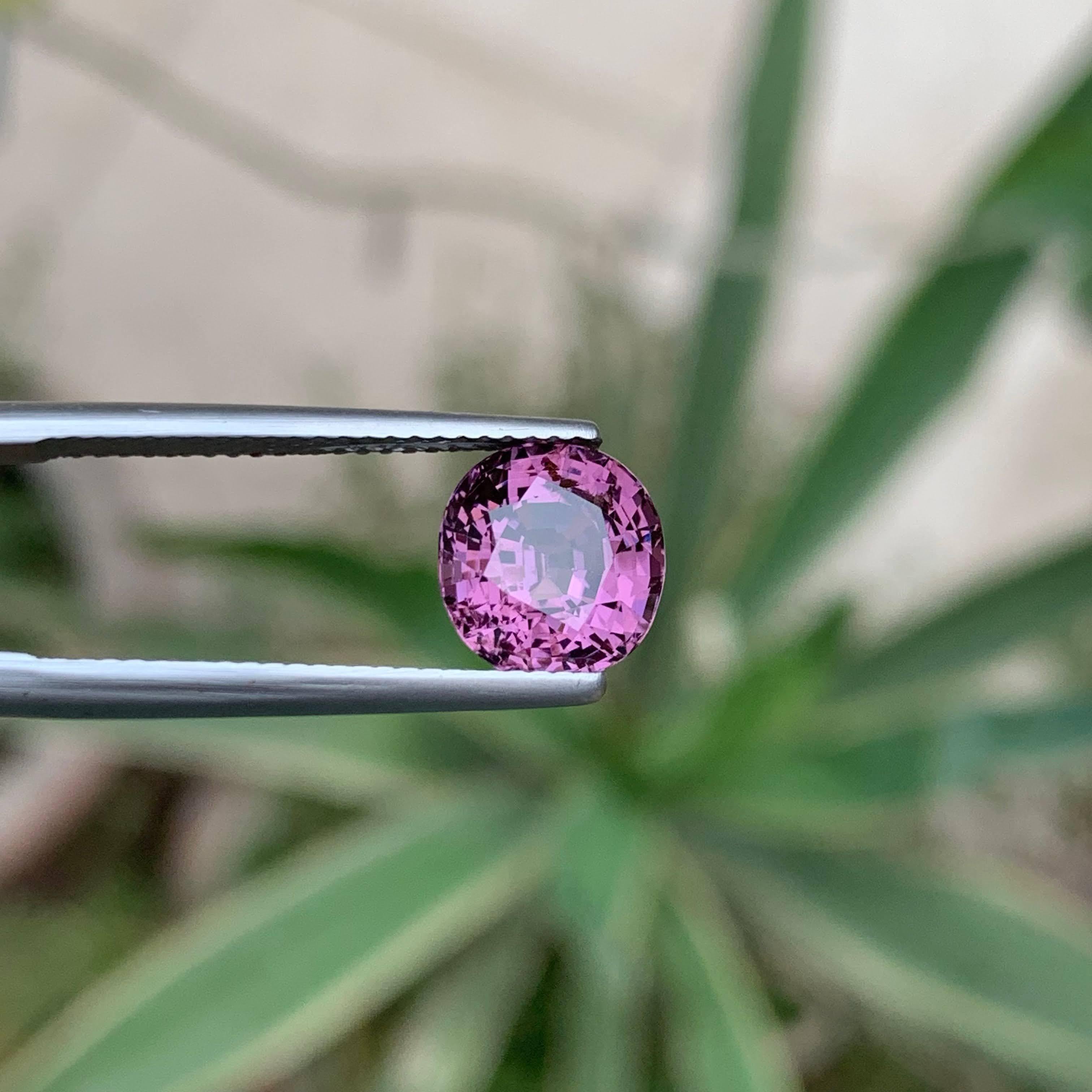 3,55 Karat natürlicher loser lila-rosa burmesischer Spinell Stein im Kissenschliff Edelstein im Angebot 3