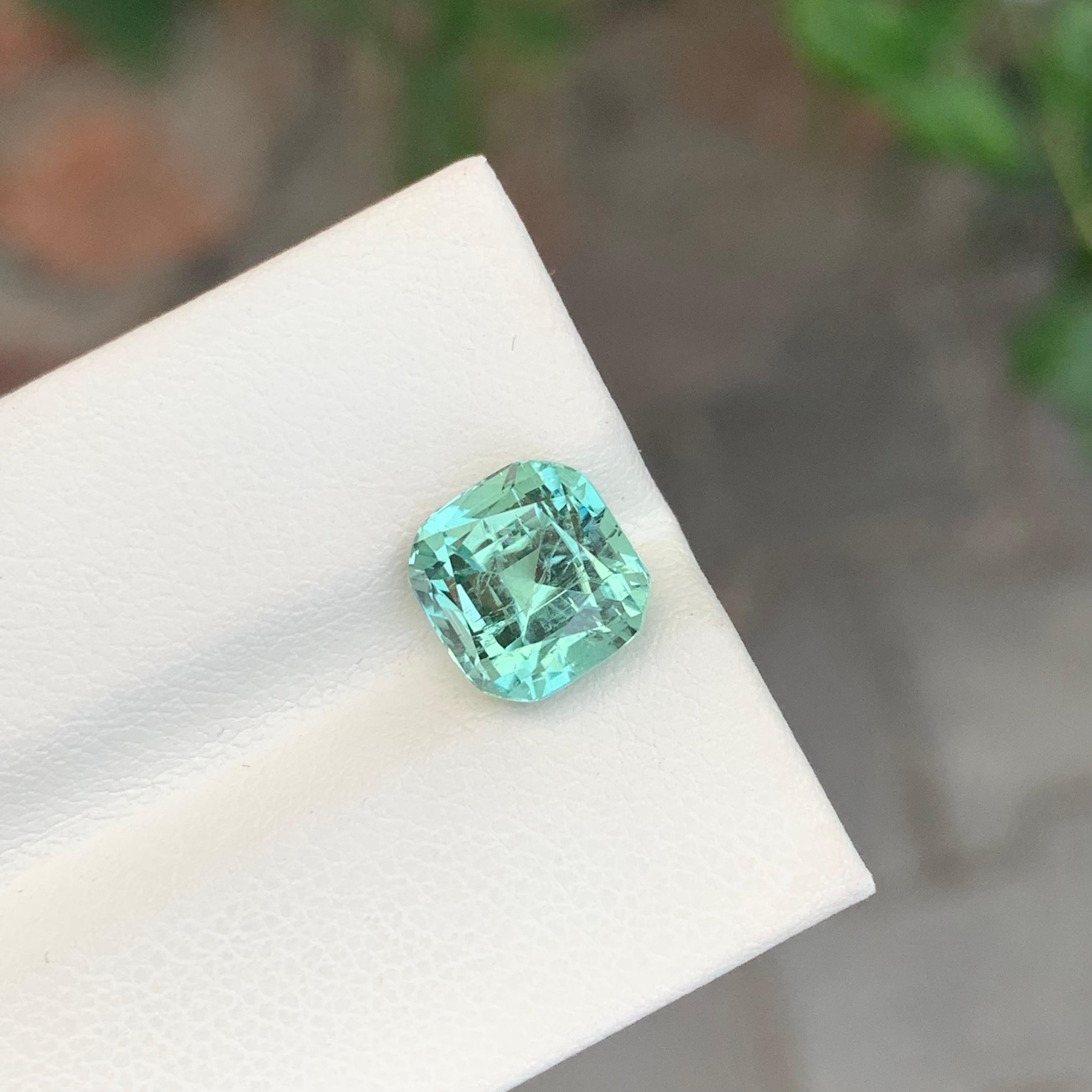 3.55 Carat Natural Loose Seafoam Tourmaline Cushion Shape Gemstone (pierre précieuse en forme de coussin) en vente 4