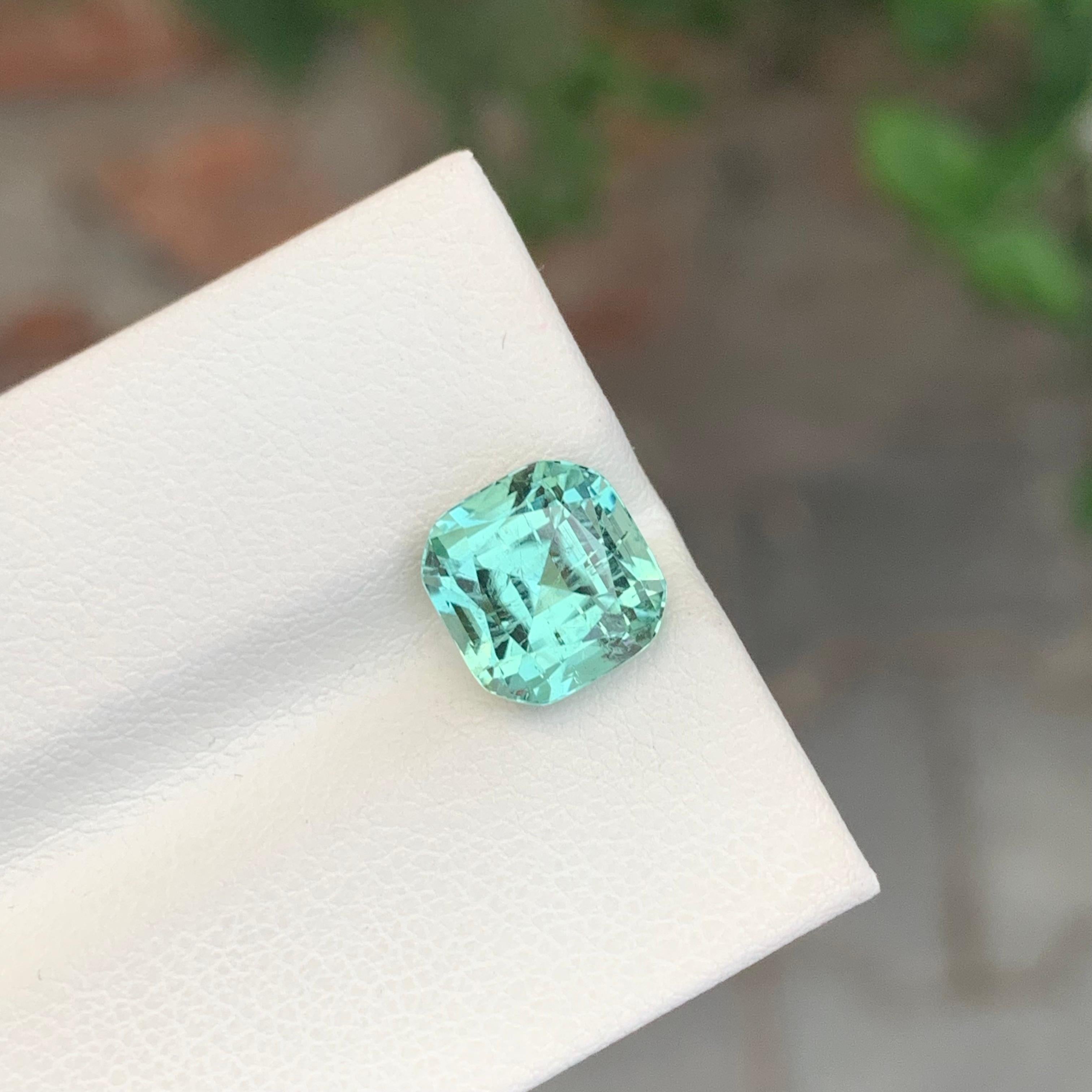 3.55 Carat Natural Loose Seafoam Tourmaline Cushion Shape Gemstone (pierre précieuse en forme de coussin) en vente 3