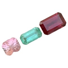 Tourmaline naturelle non sertie de 3,55 carats pour la fabrication de bijoux 