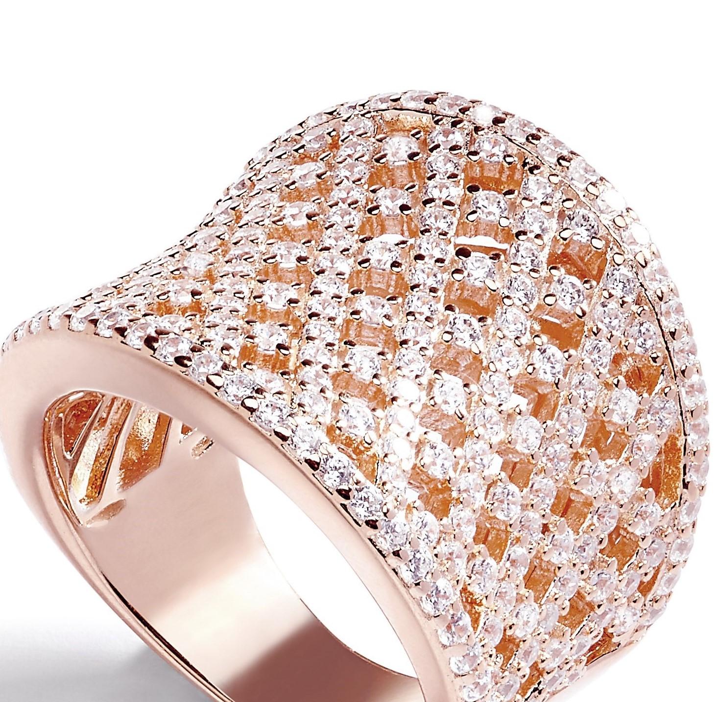 curved cubic zirconia wedding band