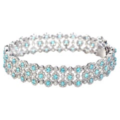 3.55 Carats Brazilian Paraiba Tourmaline and Diamond Bracelet Made in Platinum