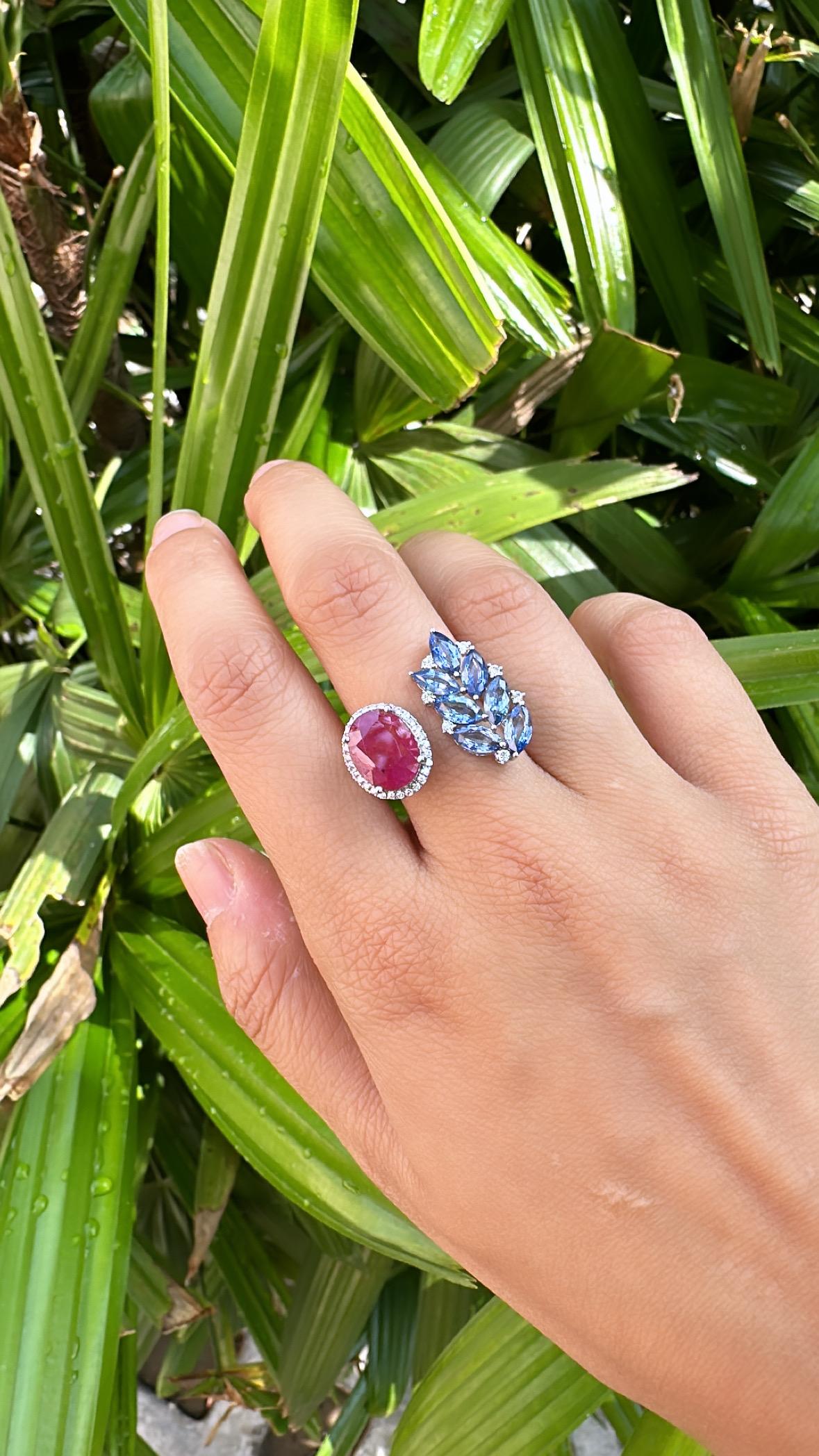 3.55 carats, natural Mozambique Ruby, Blue Sapphires & Diamonds Engagement Ring For Sale 2