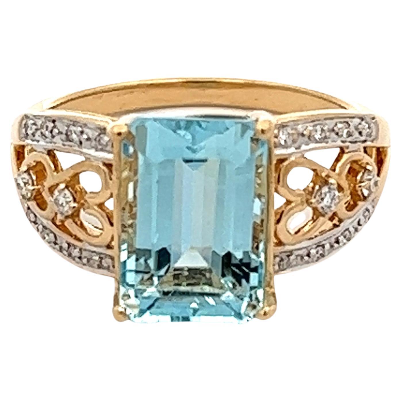 3.55 Emerald-cut Aquamarine and Diamond Art Deco Revival Gold Ring For Sale