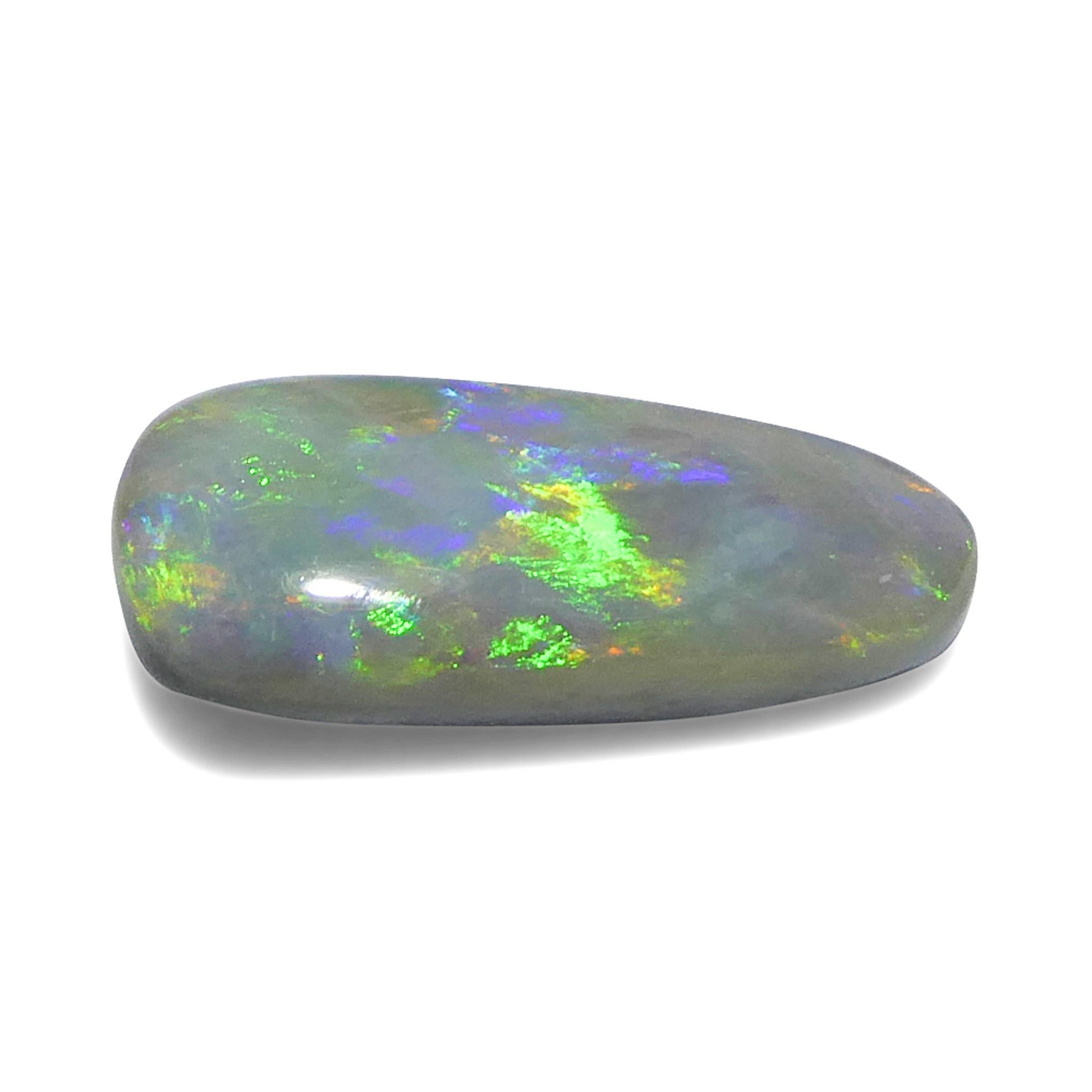 3.55ct Opale grigio cabochon a forma libera dall'Australia in vendita 1
