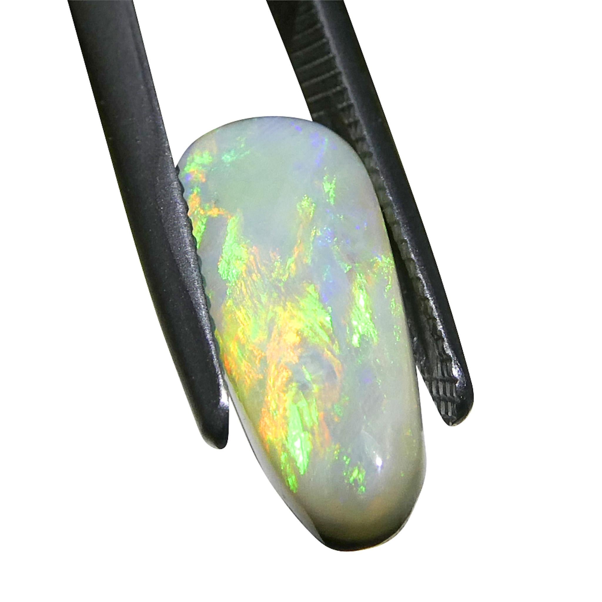 3.55ct Opale grigio cabochon a forma libera dall'Australia in vendita 5