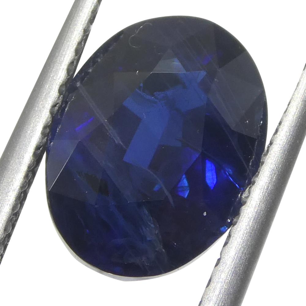Beschreibung:

Edelstein-Typ: Saphir 
Anzahl von Steinen: 1
Gewicht: 3,55 Karat
Abmessungen: 10,53 x 7,78 x 5,04 mm
Die Form: Oval
Schliffart Krone: Brillantschliff
Schnittstil-Pavillon: Stufenschnitt 
Transparenz: Durchsichtig
Klarheit: Geringfügig