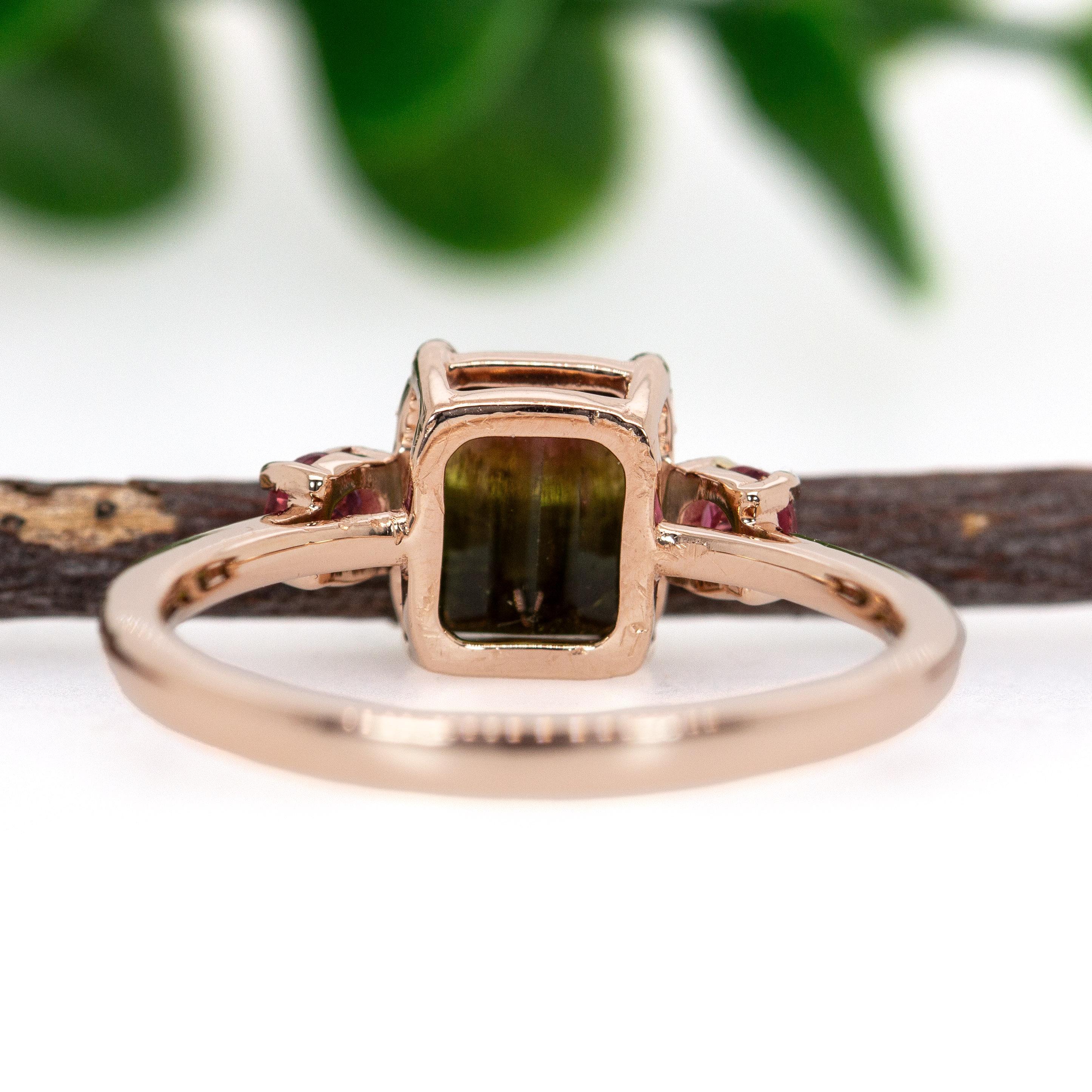 Bague de tourmaline bicolore de 3,55 carats avec accents de tourmaline rose en or 14 carats EM 9x6 mm Pour femmes en vente