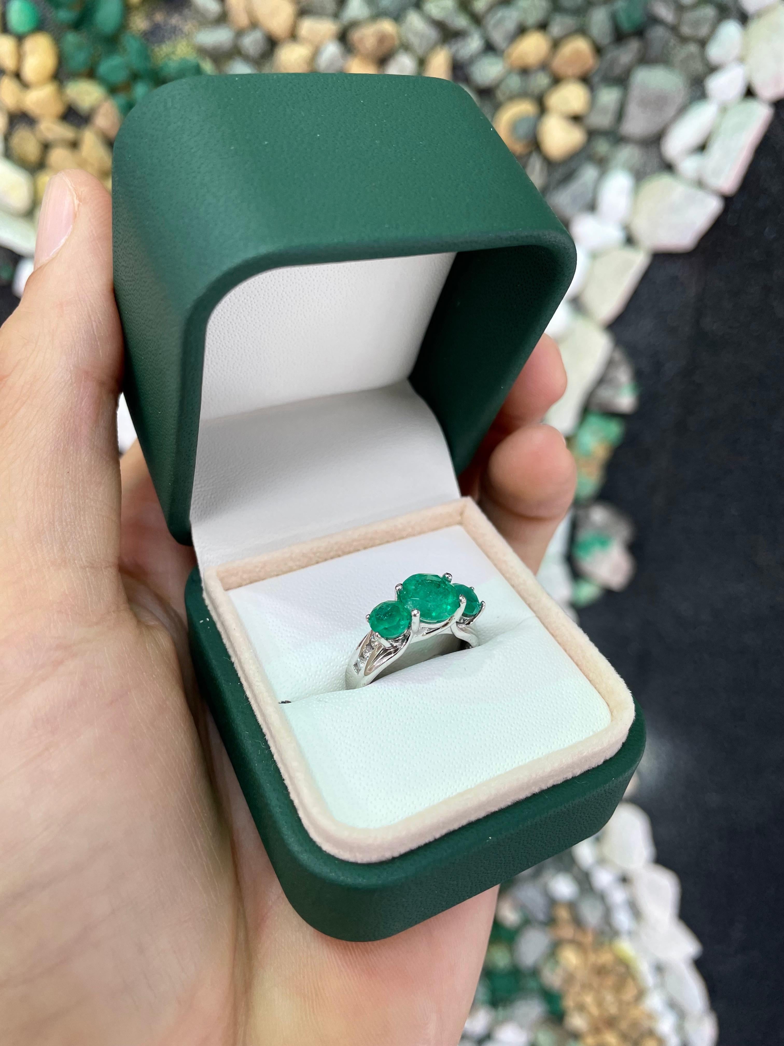 Women's 3.55tcw 14K Colombian Emerald-Round Cut & Diamond Three Stone Anniversary Ring For Sale