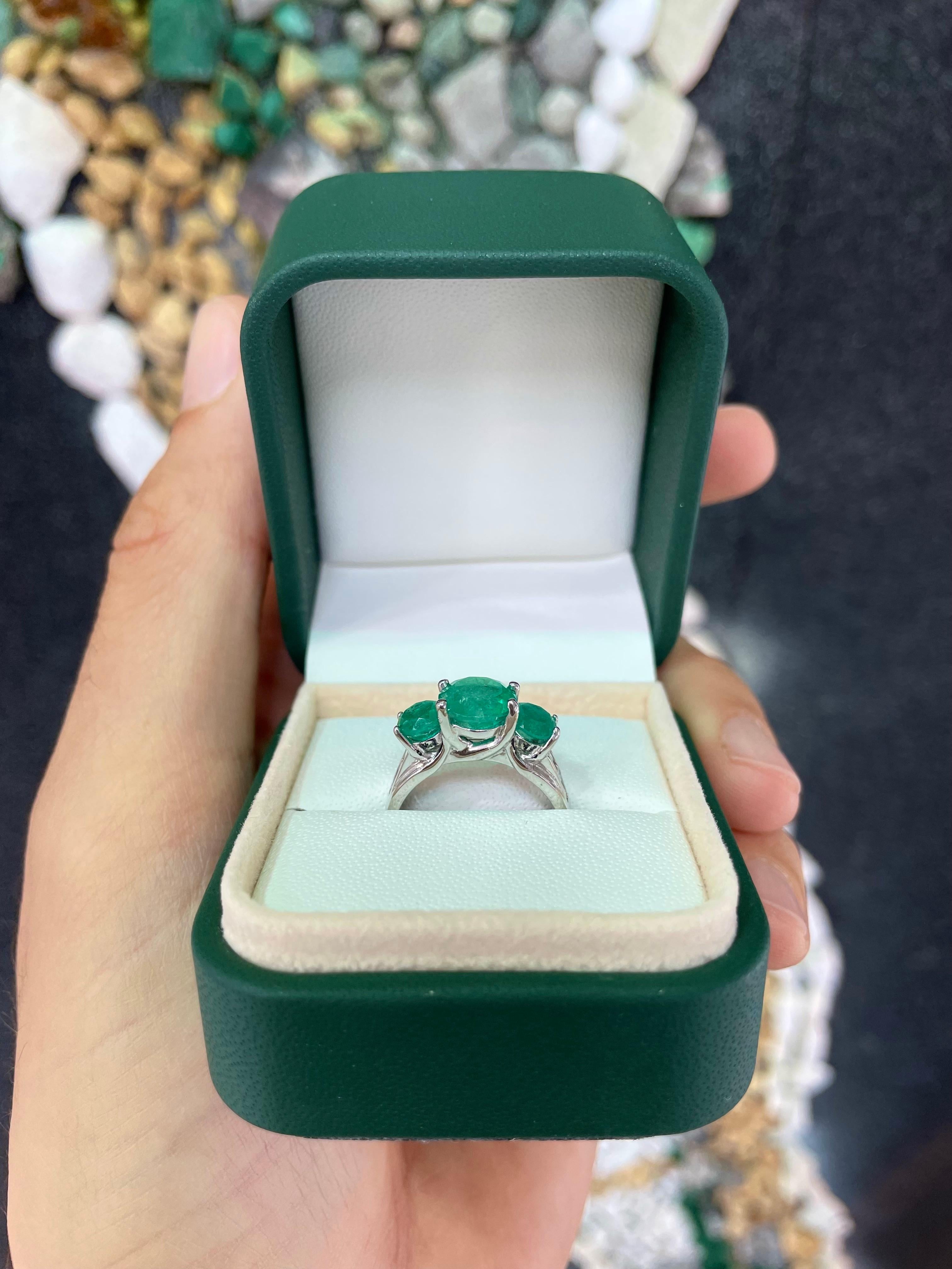 3.55tcw 14K Colombian Emerald-Round Cut & Diamond Three Stone Anniversary Ring For Sale 1