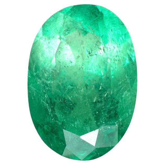 3,56 Quilates Esmeralda Verde Colombiana Bicolor Talla Oval - Gema del mes de Mayo en venta