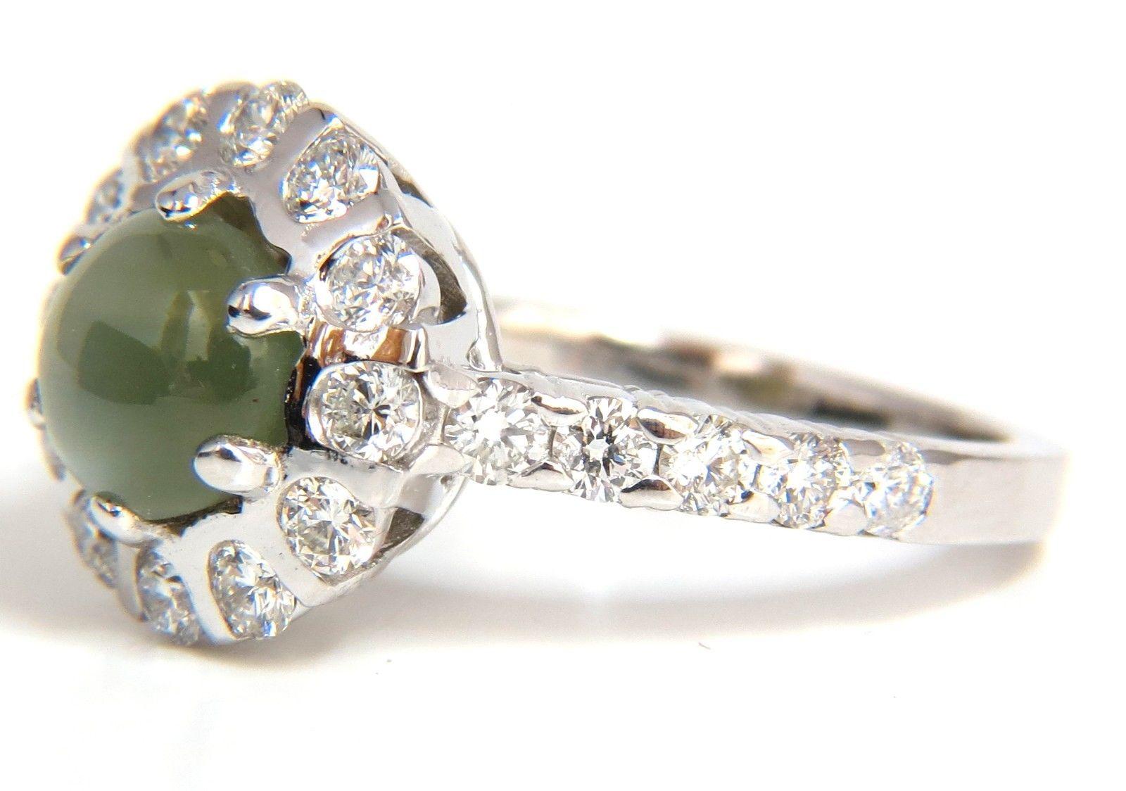 3.56 Carat Natural Diamond Chrysoberyl Mesmerizing Cats Eye Ring 14 Karat Khaki In New Condition In New York, NY