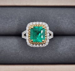 3.56 Carat Natural Emerald & Diamond Ring