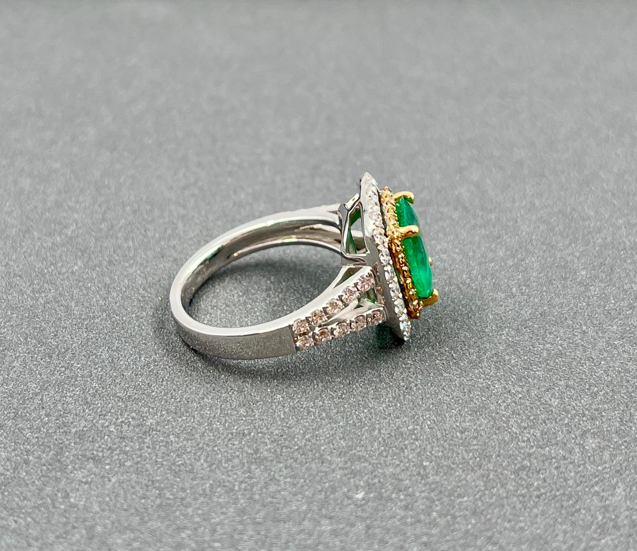 3.56 Karat Ring mit natürlichem Smaragd und Diamant für Damen oder Herren im Angebot