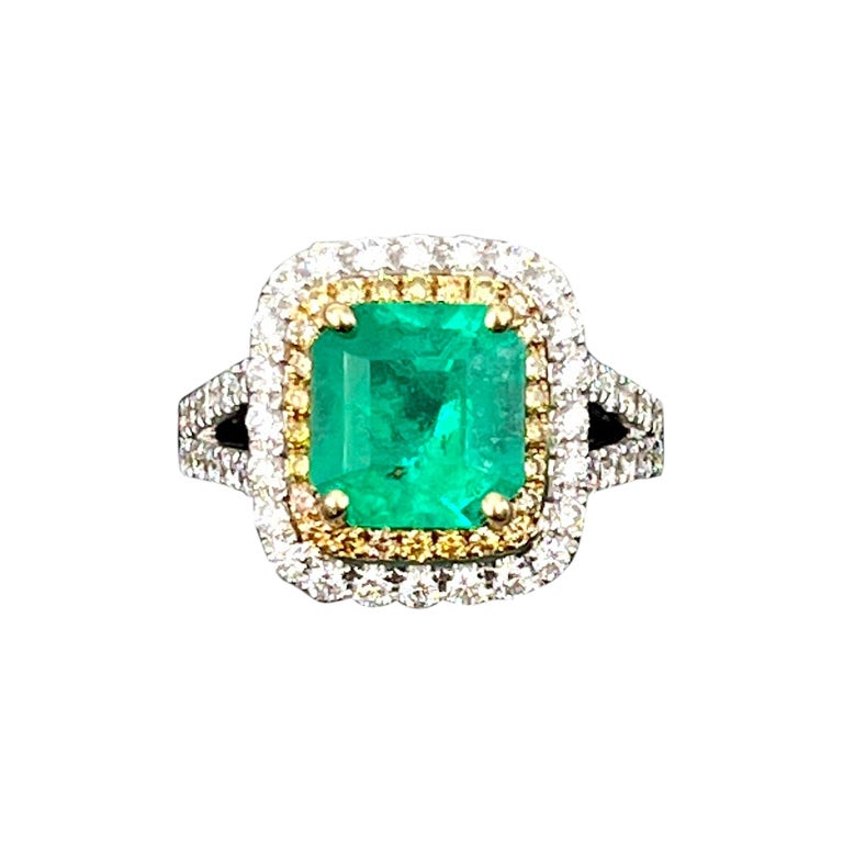 Anello con smeraldo naturale e diamante da 3.56 carati
