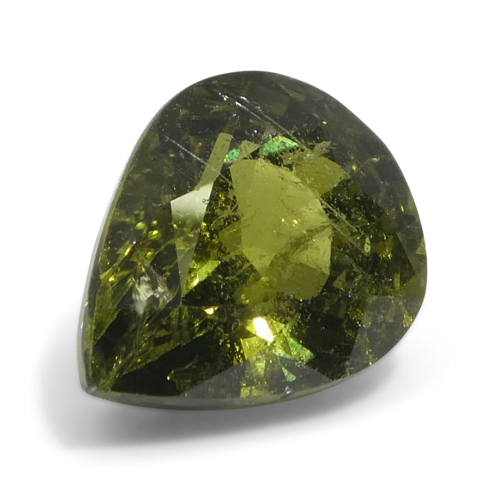 3.56ct poire saphir jaune-vert de Tanzanie non chauffé en vente 2