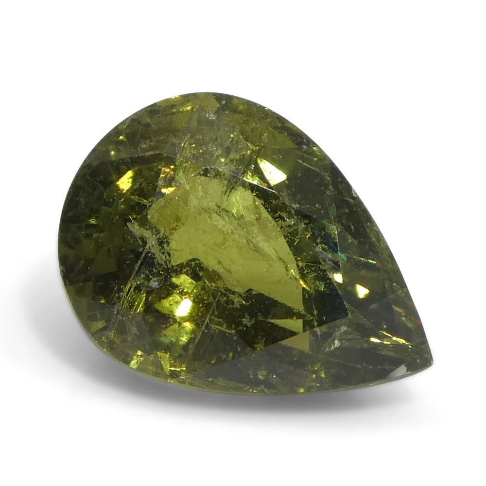 3.56ct poire saphir jaune-vert de Tanzanie non chauffé en vente 3