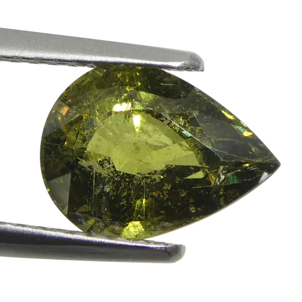 Taille brillant 3.56ct poire saphir jaune-vert de Tanzanie non chauffé en vente