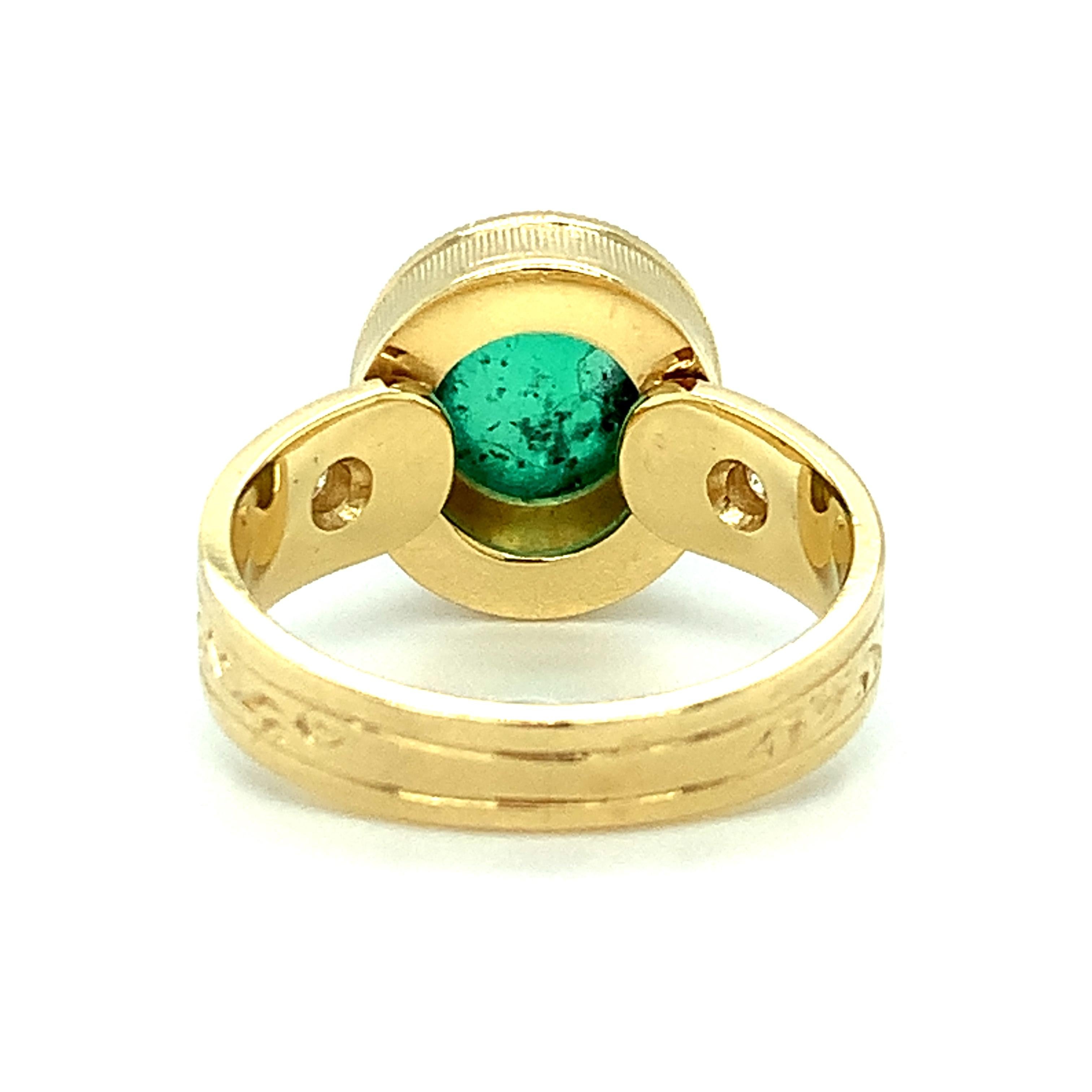 Emerald Cabochon and Diamond Hand Engraved 18k Yellow Gold Ring, 3.57 Carats In New Condition For Sale In Los Angeles, CA