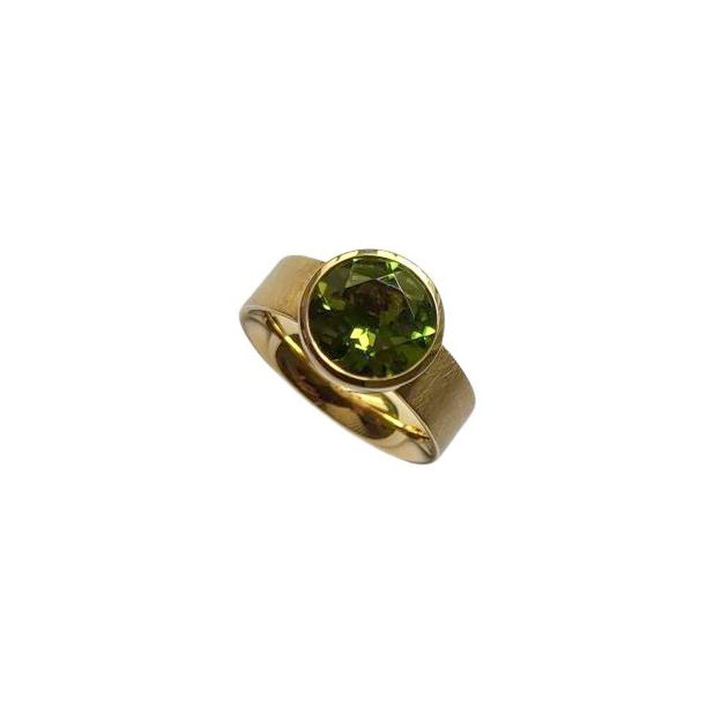 Moderne Bague en or à péridot de 3,57 carats par Georg Spreng en vente