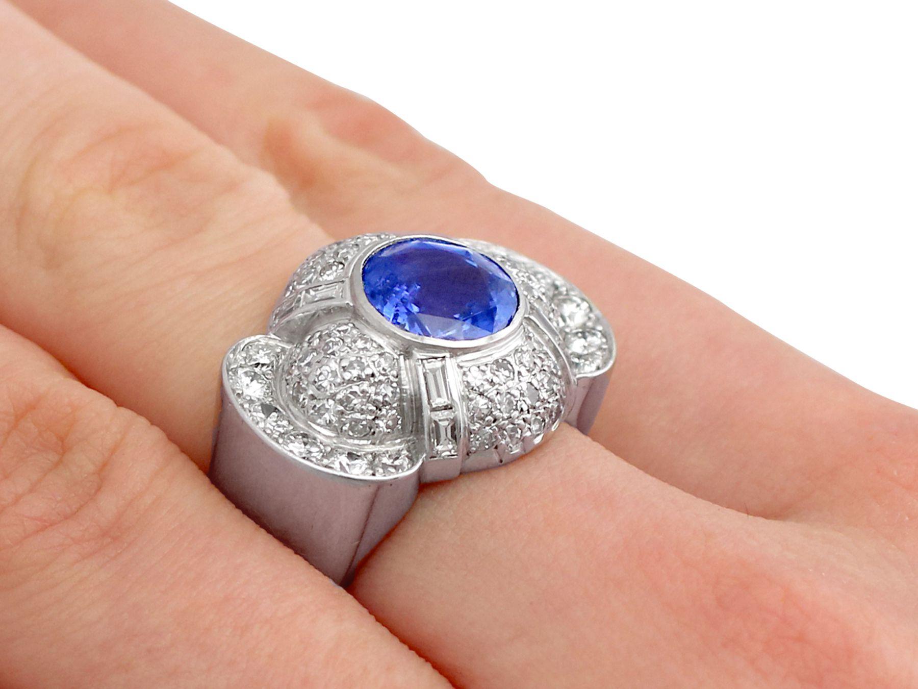 Vintage 3.57 Carat Madagascan Sapphire 2.37 Carat Diamond Platinum Cocktail Ring For Sale 2