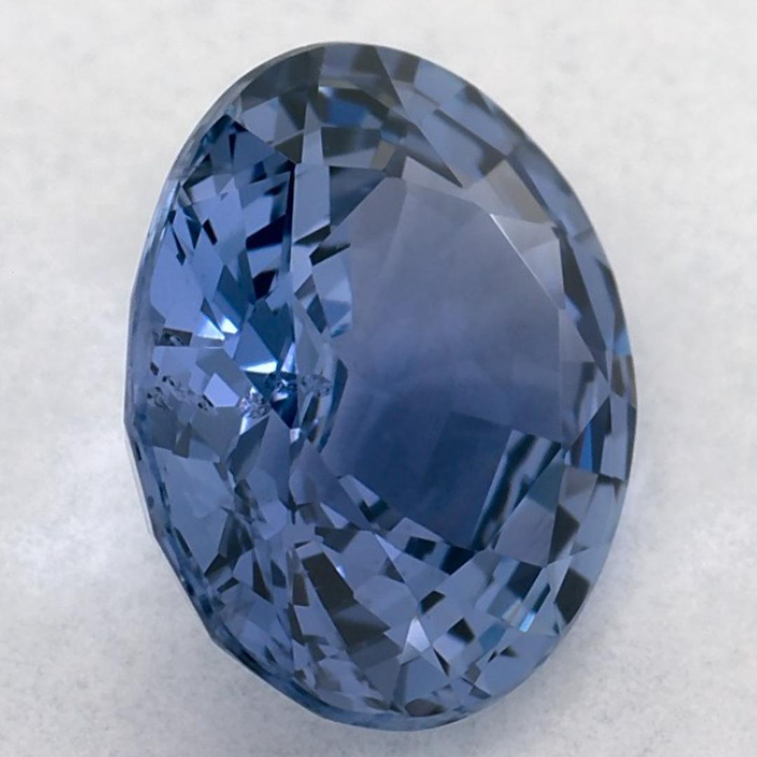 3.57 Karat Blauer Saphir Oval Loser Edelstein im Angebot 2
