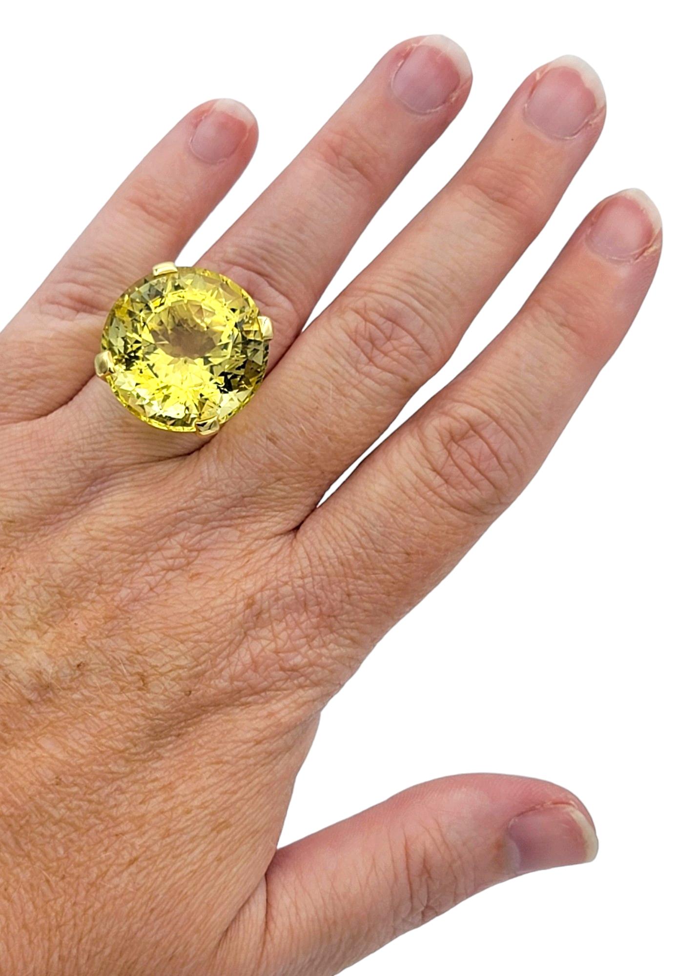 Bague cocktail en or jaune 18 carats à profil haut et héliodore taille ronde 35,70 carats Pour femmes en vente