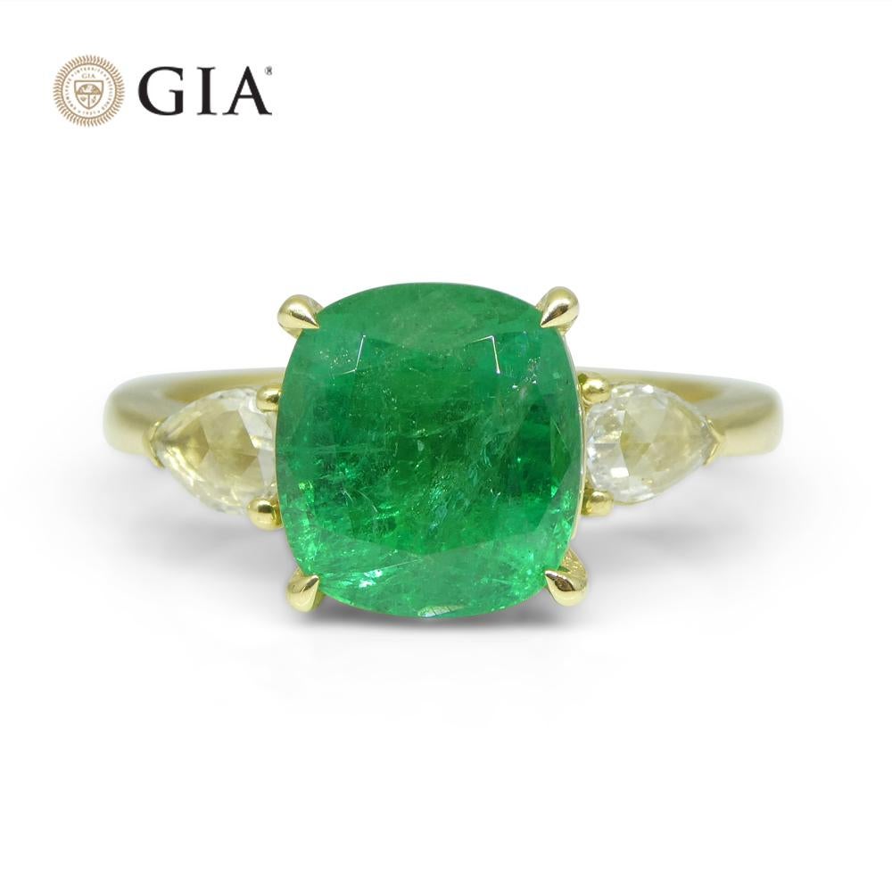 3.57ct Emerald, Diamond Statement or Engagement Ring set in 18k Yellow Gold, GIA For Sale 4